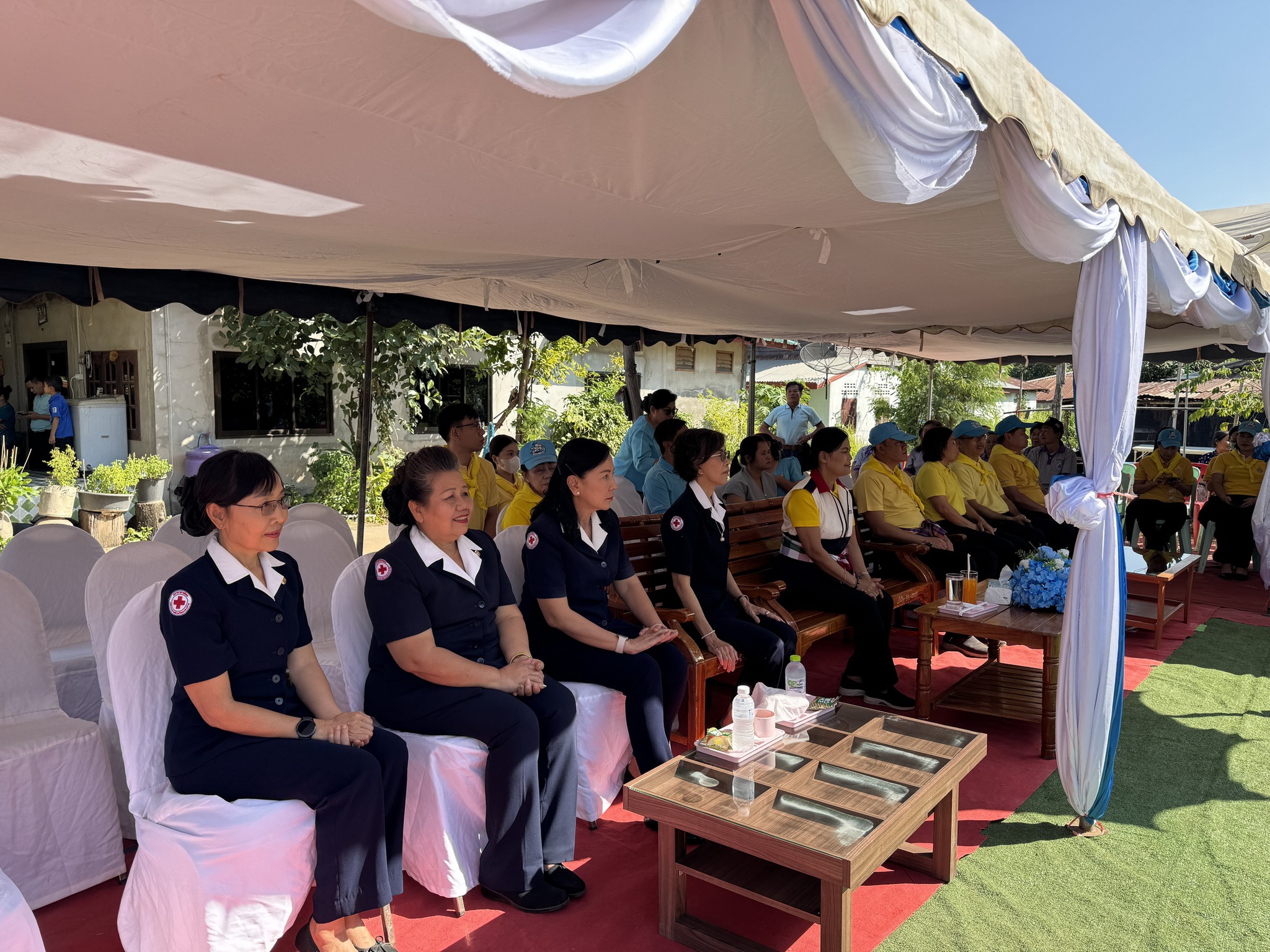 พช.หนองคาย ร่วมพิธีมอบบ้าน โครงการ “บ้านกาชาดสร้างสุข จังหวัดหนองคาย เพื่อเฉลิมพระเกียรติ สมเด็จพระนางเจ้าสิริกิติ์ พระบรมราชินีนาถ พระบรมราชชนนีพันปีหลวง เนื่องในโอกาสเฉลิมพระชนมพรรษา 92 พรรษา” ณ อ.สระใคร จ.หนองคาย