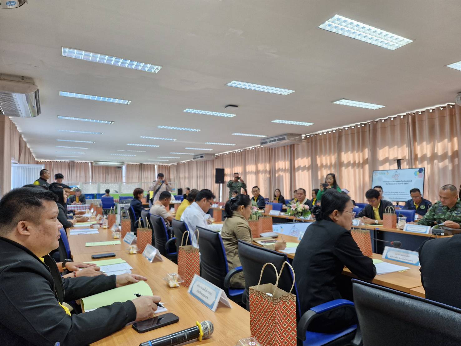 พช.หนองคาย ร่วมประชุมคณะกรรมการจัดงานฉลองวันเด็กแห่งชาติจังหวัดหนองคาย ประจำปี 2568 ครั้งที่ 1/2568