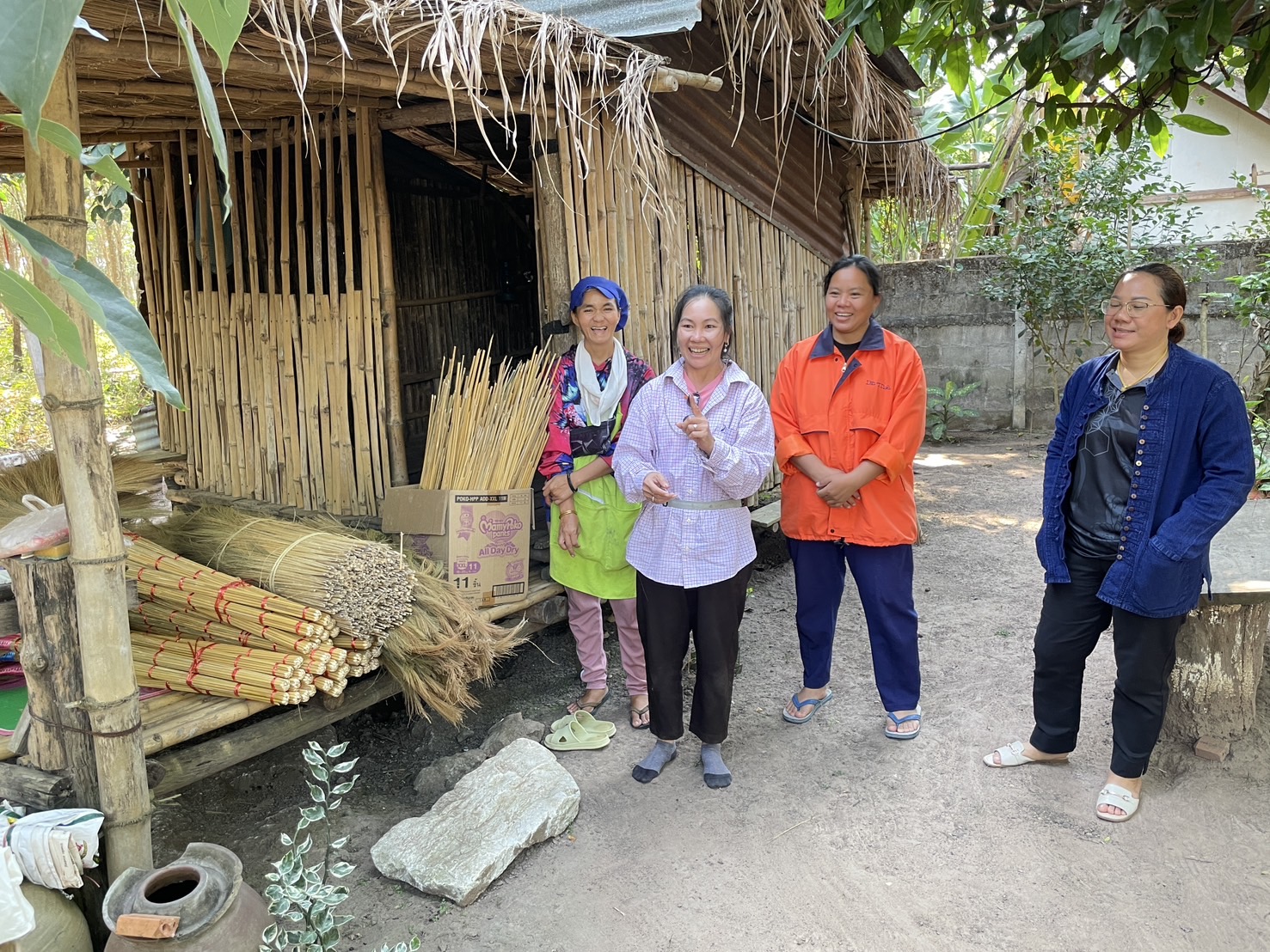 กองทุนฯ สตรี หนองคาย ลงพื้นที่ประเมินกลั่นกรองโครงการเงินทุนหมุนเวียน พื้นที่อำเภอสังคมและอำเภอศรีเชียงใหม่