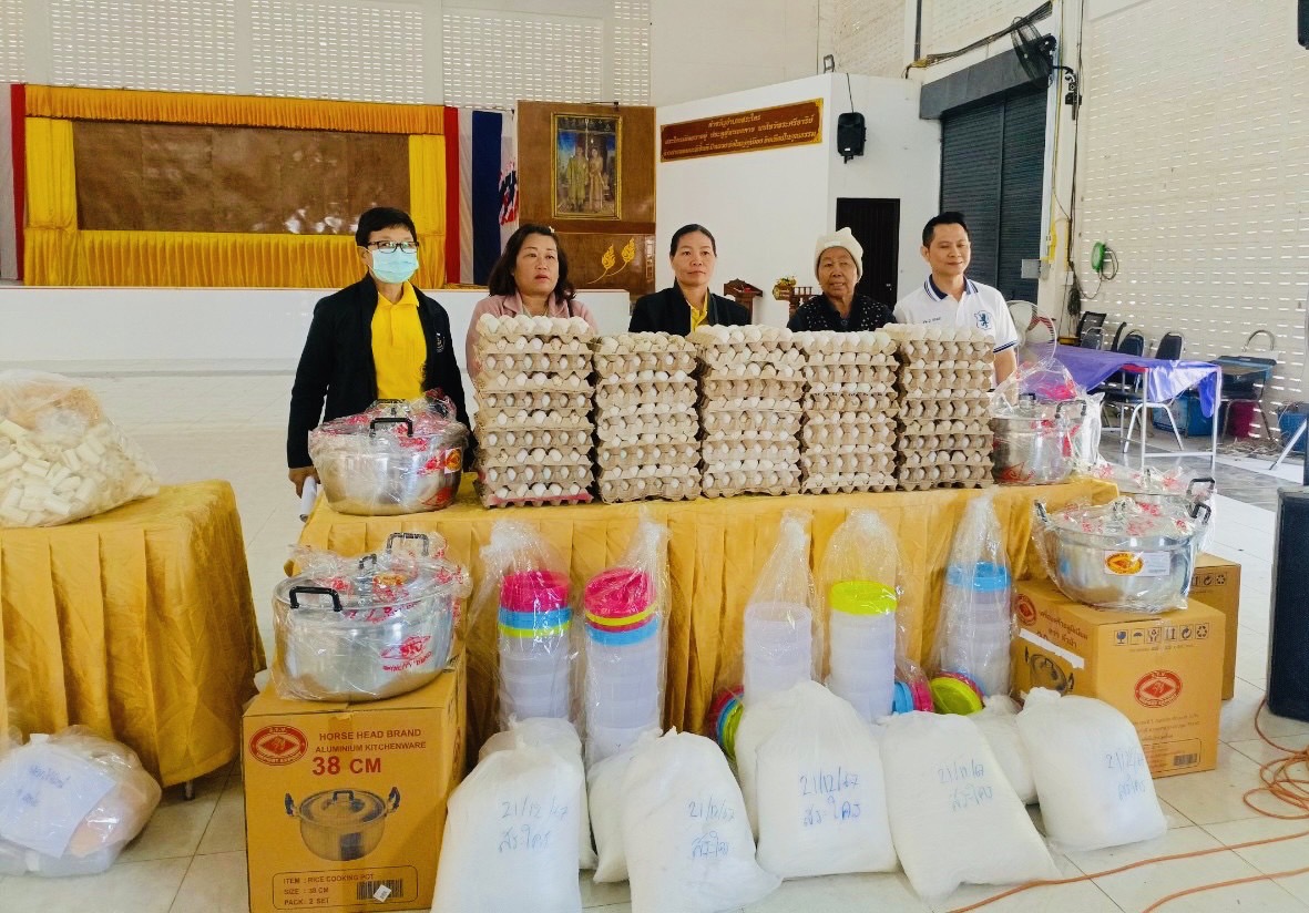 พช.หนองคาย ดำเนินโครงการพัฒนาและยกระดับคุณภาพชีวิตครัวเรือนยากจน ตามแนวทางสัมมาชีพชุมชนสู่ความยั่งยืน กิจกรรมย่อยที่ 3 สนับสนุนวัสดุสาธิตอาชีพตามความถนัดของกลุ่มเป้าหมาย ภายใต้โครงการสืบสานภูมิปัญญาพัฒนาเศรษฐกิจฐานรากสู่ความยั่งยืน พื้นที่ อำเภอสระใคร อำเภอท่าบ่อ และอำเภอเมืองหนองคาย