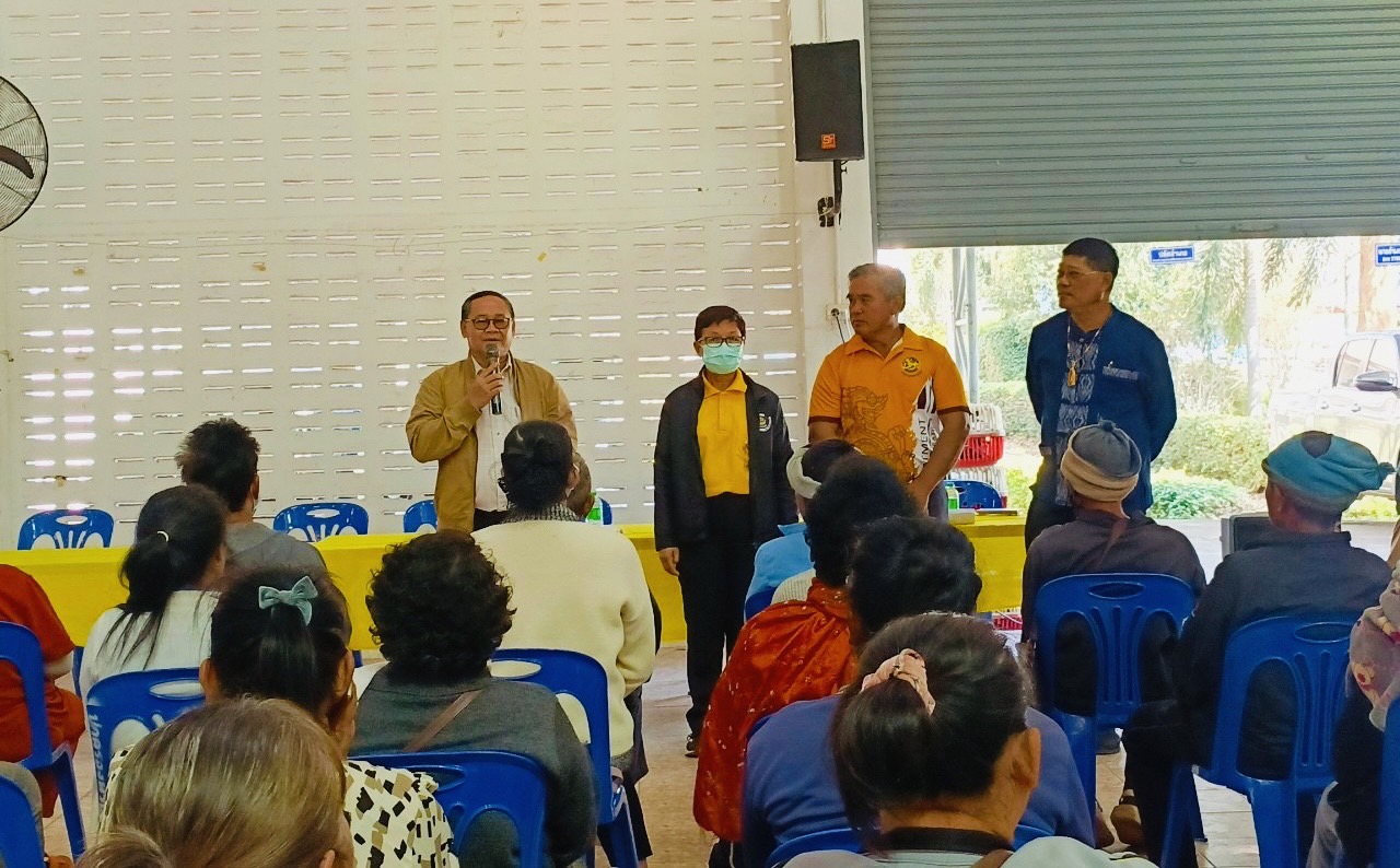 พช.หนองคาย ดำเนินโครงการพัฒนาและยกระดับคุณภาพชีวิตครัวเรือนยากจน ตามแนวทางสัมมาชีพชุมชนสู่ความยั่งยืน กิจกรรมย่อยที่ 3 สนับสนุนวัสดุสาธิตอาชีพตามความถนัดของกลุ่มเป้าหมาย ภายใต้โครงการสืบสานภูมิปัญญาพัฒนาเศรษฐกิจฐานรากสู่ความยั่งยืน พื้นที่ อำเภอสระใคร อำเภอท่าบ่อ และอำเภอเมืองหนองคาย