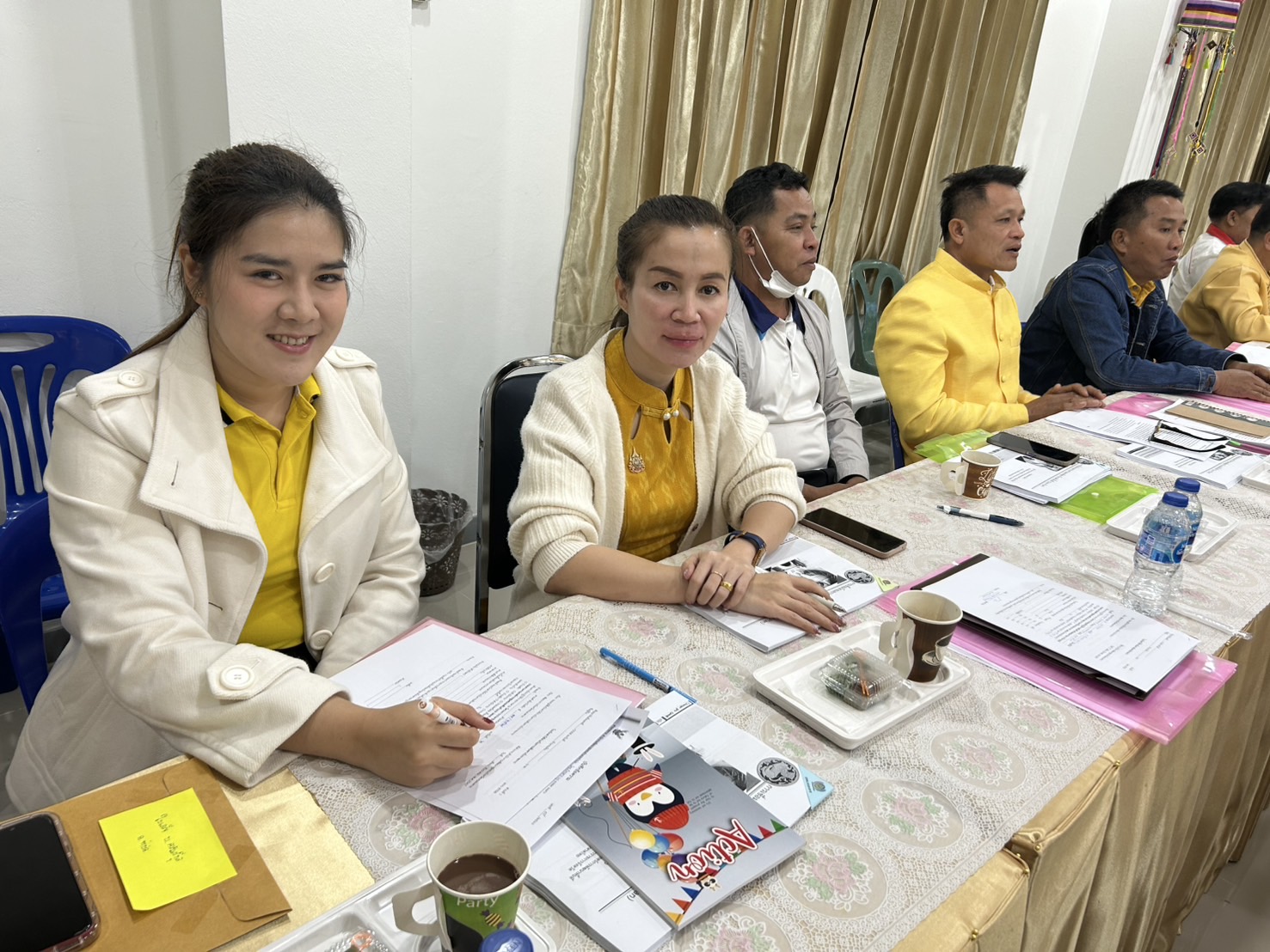 พช.หนองคาย จัดประชุมเชิงปฏิบัติการเสริมสร้างทักษะคณะกรรมกรบริหารศูนย์ประสานงานองค์การชุมชนระดัอำเภอ (ศอช.อ.) จังหวัดหนองคาย