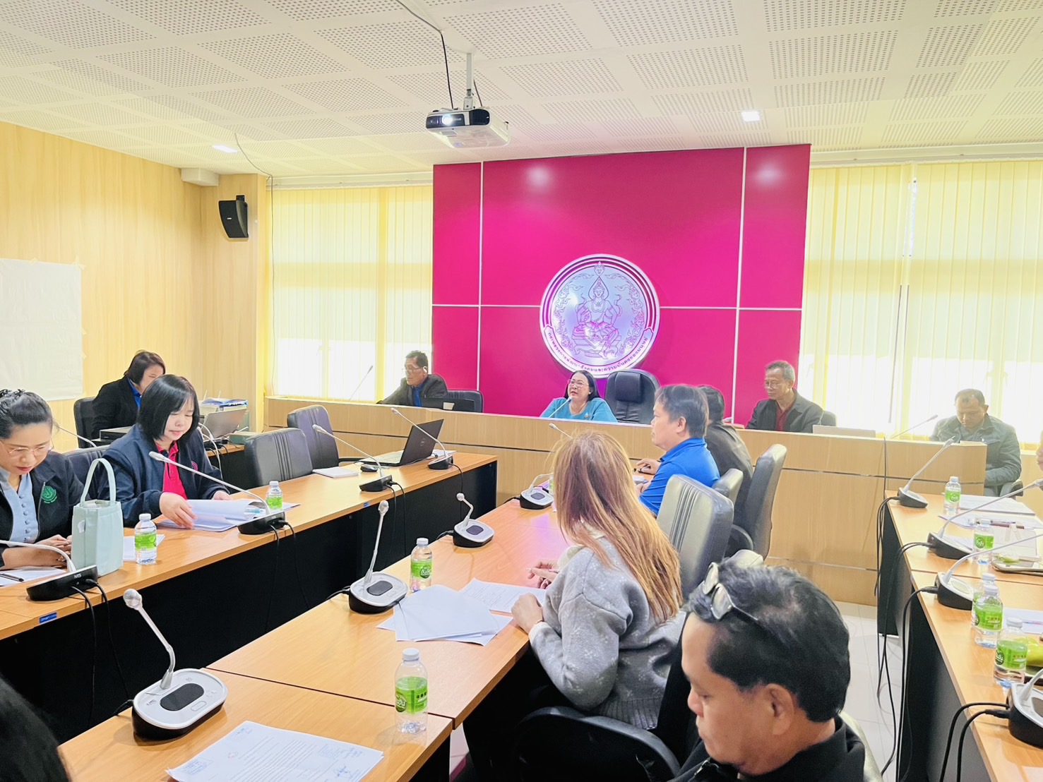 พช.หนองคาย ร่วมการประชุมพิจารณาโครงการบ้านพอเพียงจังหวัดหนองคาย ประจำปีงบประมาณ พ.ศ. 2568