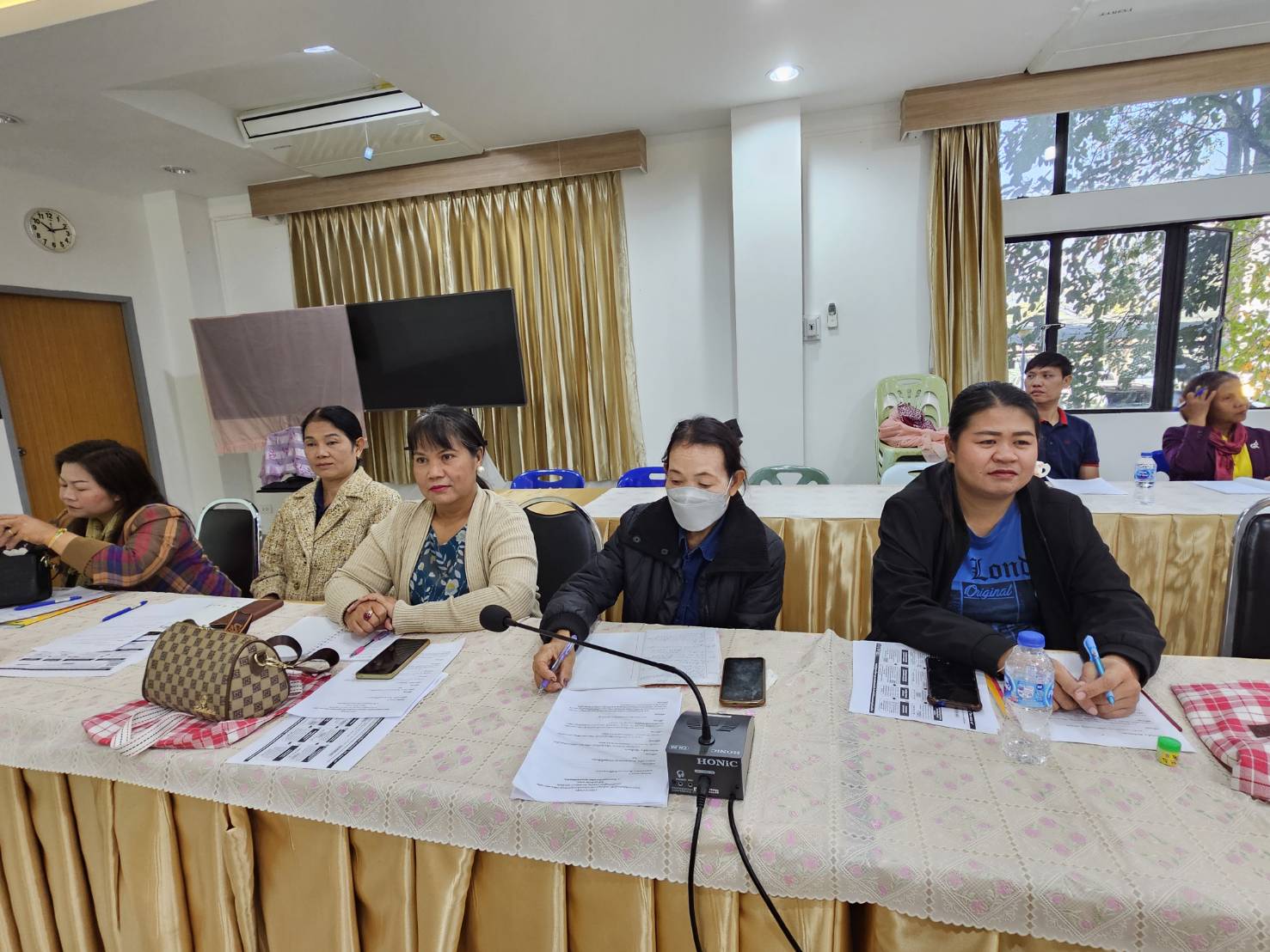 รองอธิบดี พช. (นายไพโรจน์ โสภาพร) ร่วมประชุมเครือข่ายโคก หนอง นา หนองคาย พร้อมพบปะให้กำลังใจเจ้าหน้าที่ พช.หนองคาย และเครือข่ายโคก หนอง นา