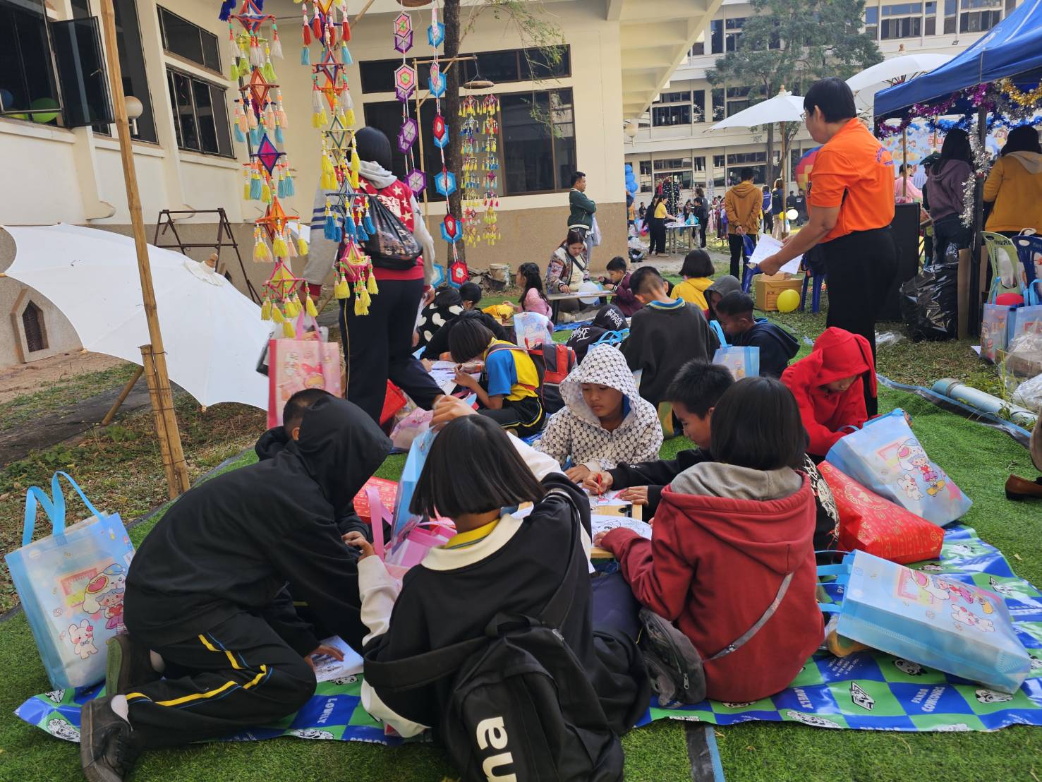 “เด็กในวันนี้ คืออนาคตของชาติ” พช.หนองคาย ร่วมปลูกฝังจิตสำนึกที่ดี ร่วมจัดกิจกรรมวันเด็กแห่งชาติ จังหวัดหนองคาย ประจำปี 2568