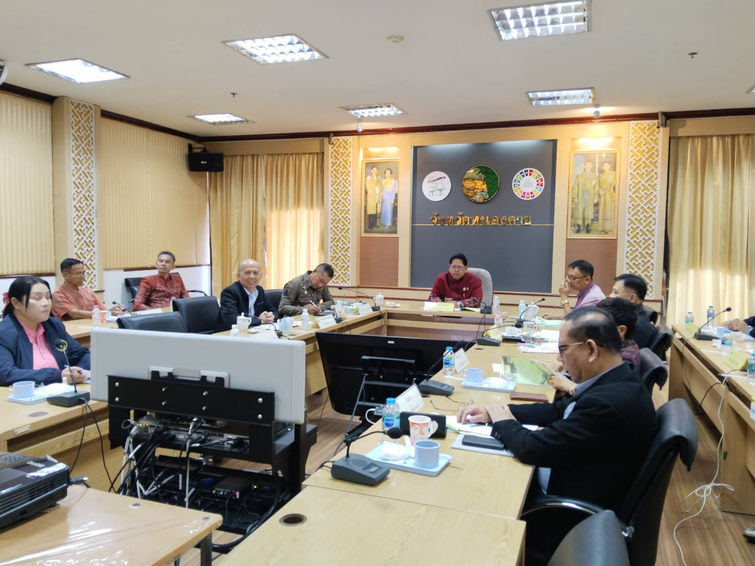 พช.หนองคาย ร่วมประชุมศูนย์ปฏิบัติการติดตามเร่งรัดการบำบัดรักษา ฟื้นฟูสภาพทางสังคม ป้องกัน และปราบปรามยาเสพติด ครั้งที่ 1/2568