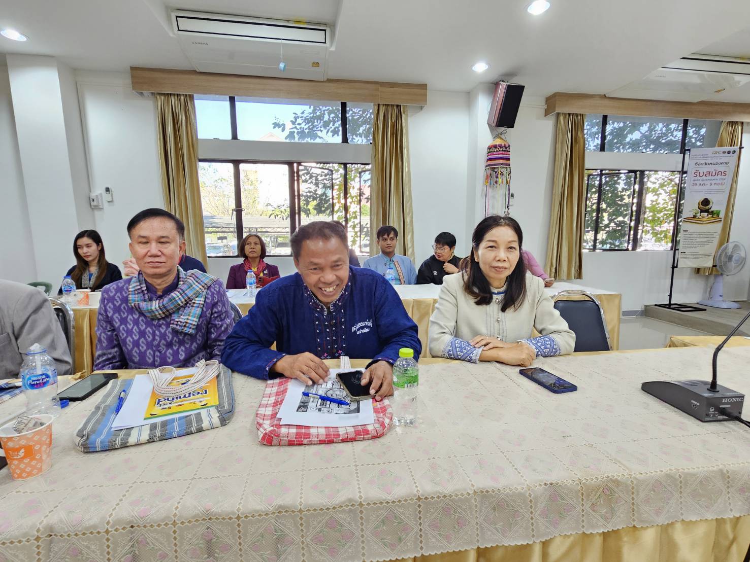 รองอธิบดี พช. (นายไพโรจน์ โสภาพร) ร่วมประชุมเครือข่ายโคก หนอง นา หนองคาย พร้อมพบปะให้กำลังใจเจ้าหน้าที่ พช.หนองคาย และเครือข่ายโคก หนอง นา