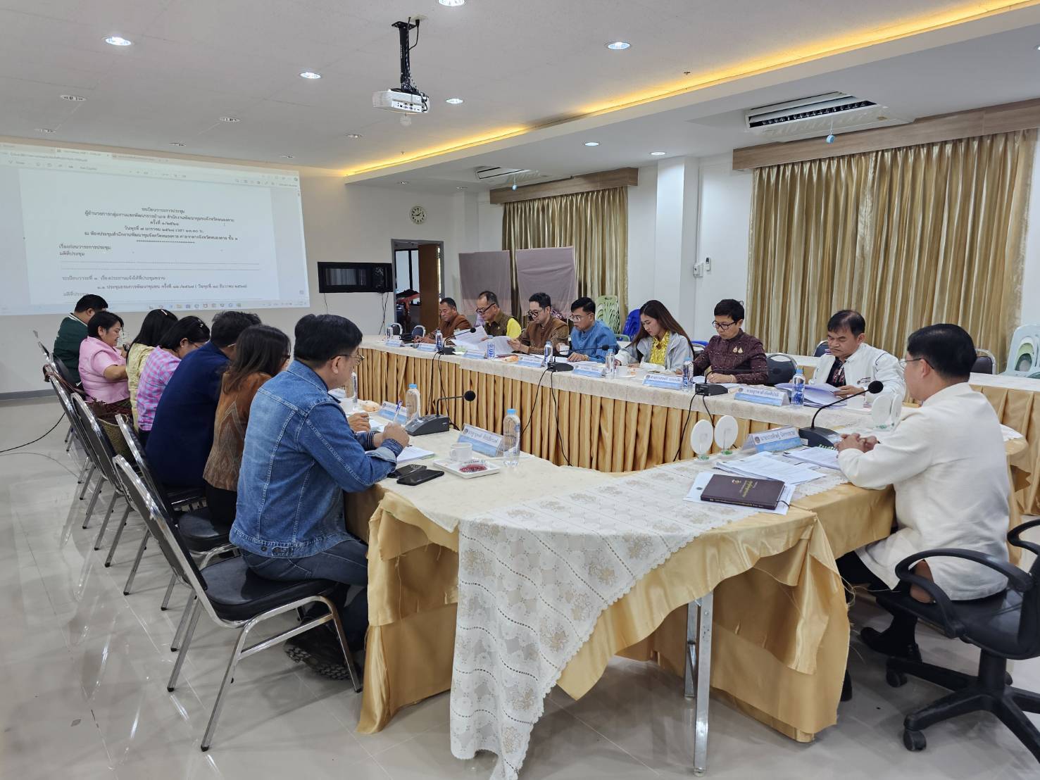 พช.หนองคาย ประชุมประจำเดือนผู้อำนวยการกลุ่มงาน และพัฒนาการอำเภอ ครั้งที่ 1/2568