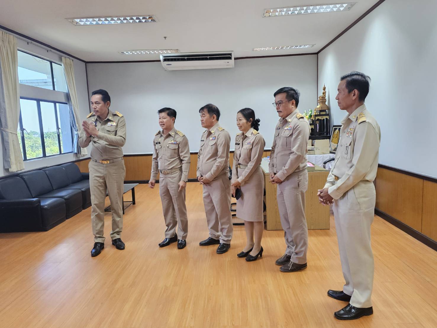 พช.หนองคาย ร่วมแสดงความยินดีกับ นายไพฑูรย์ มหาชื่นใจ เนื่องในโอกาสที่ย้ายมาดำรงตำแหน่ง รองผู้ว่าราชการจังหวัดหนองคาย