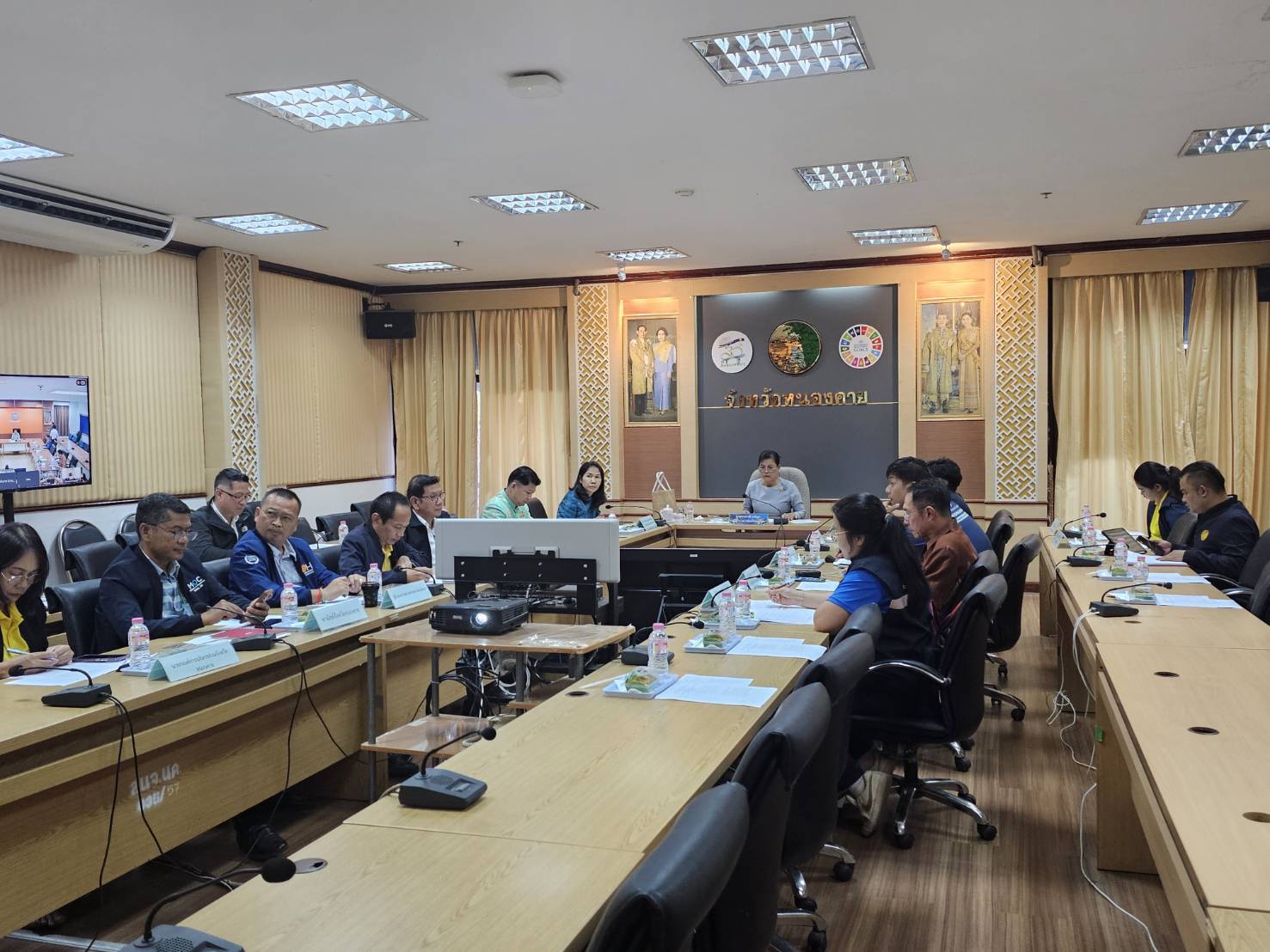 พช.หนองคาย ร่วมประชุมคณะกรรมการร่วมภาครัฐและเอกชนเพื่อแก้ไขปัญหาทางเศรษฐกิจกลุ่มจังหวัดภาคตะวันออกเฉียงเหนือตอนบน 1 (กรอ.กลุ่มจังหวัดฯ) ครั้งที่ 2/2568