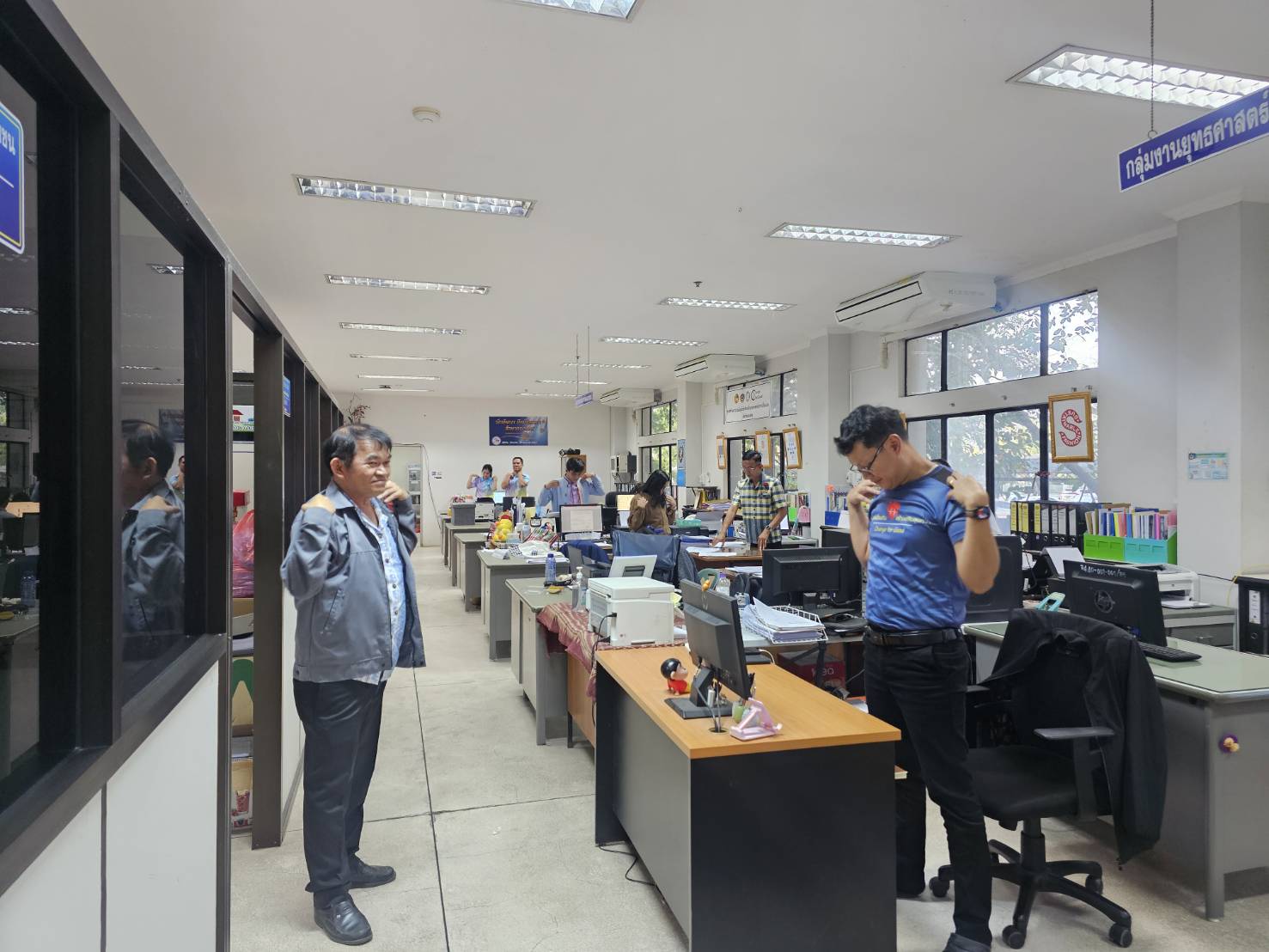 พช.หนองคาย “ออกแฮง ยามบ่าย คลายทุกข์” เพื่อสุขภาพแข็งแรง สำนักงานพัฒนาชุมชนจังหวัดหนองคายใสสะอาด