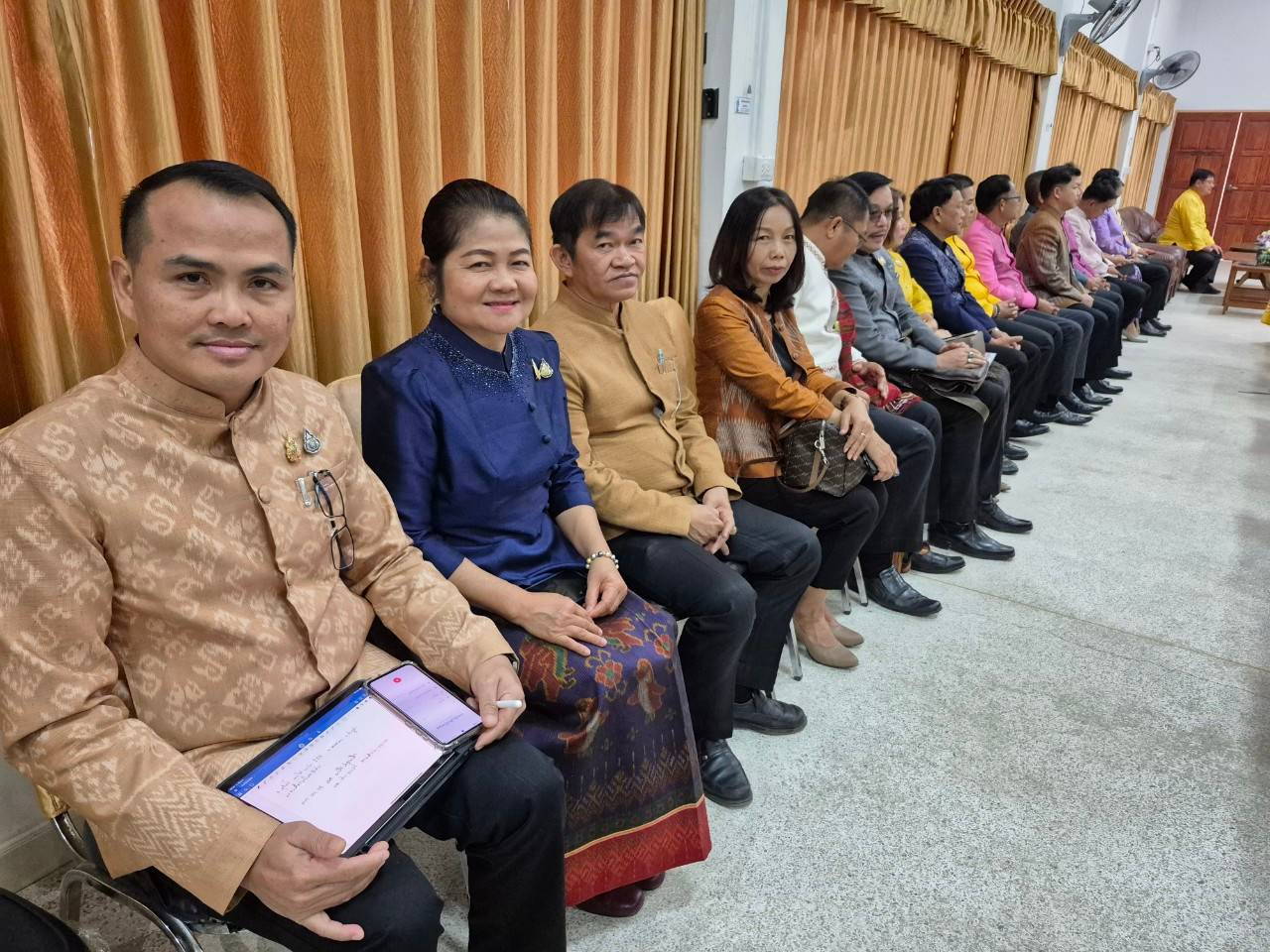 พช.หนองคาย ร่วมพิธีเปิดโครงการประชุมเชิงปฏิบัติการเสริมศักยภาพการขับเคลื่อนการออมและการพัฒนาทักษะทางการเงิน (FINANCIAL LITERACY)