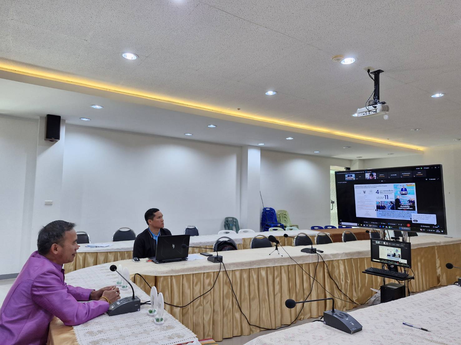 พช.หนองคาย ดำเนินการประชุมชี้แจงการใช้งานโปรแกรมจัดเก็บข้อมูล จปฐ. และติดตามการดำเนินงานจัดเก็บข้อมูล จปฐ. ปี 2568 จังหวัดหนองคาย