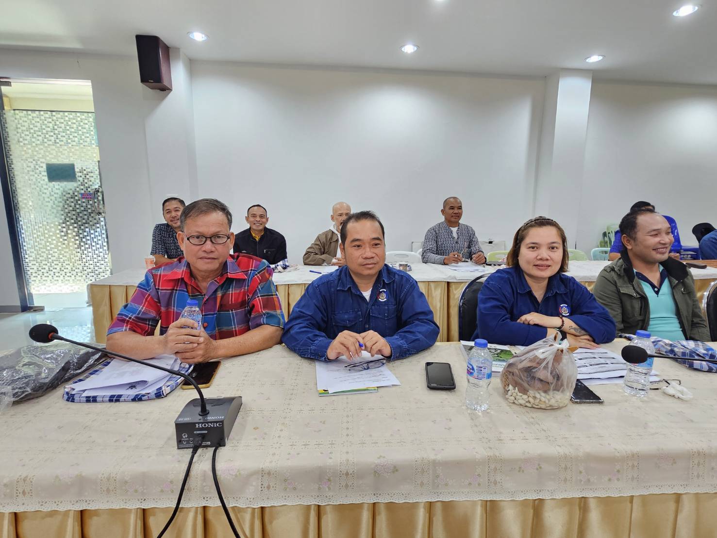 รองอธิบดี พช. (นายไพโรจน์ โสภาพร) ร่วมประชุมเครือข่ายโคก หนอง นา หนองคาย พร้อมพบปะให้กำลังใจเจ้าหน้าที่ พช.หนองคาย และเครือข่ายโคก หนอง นา