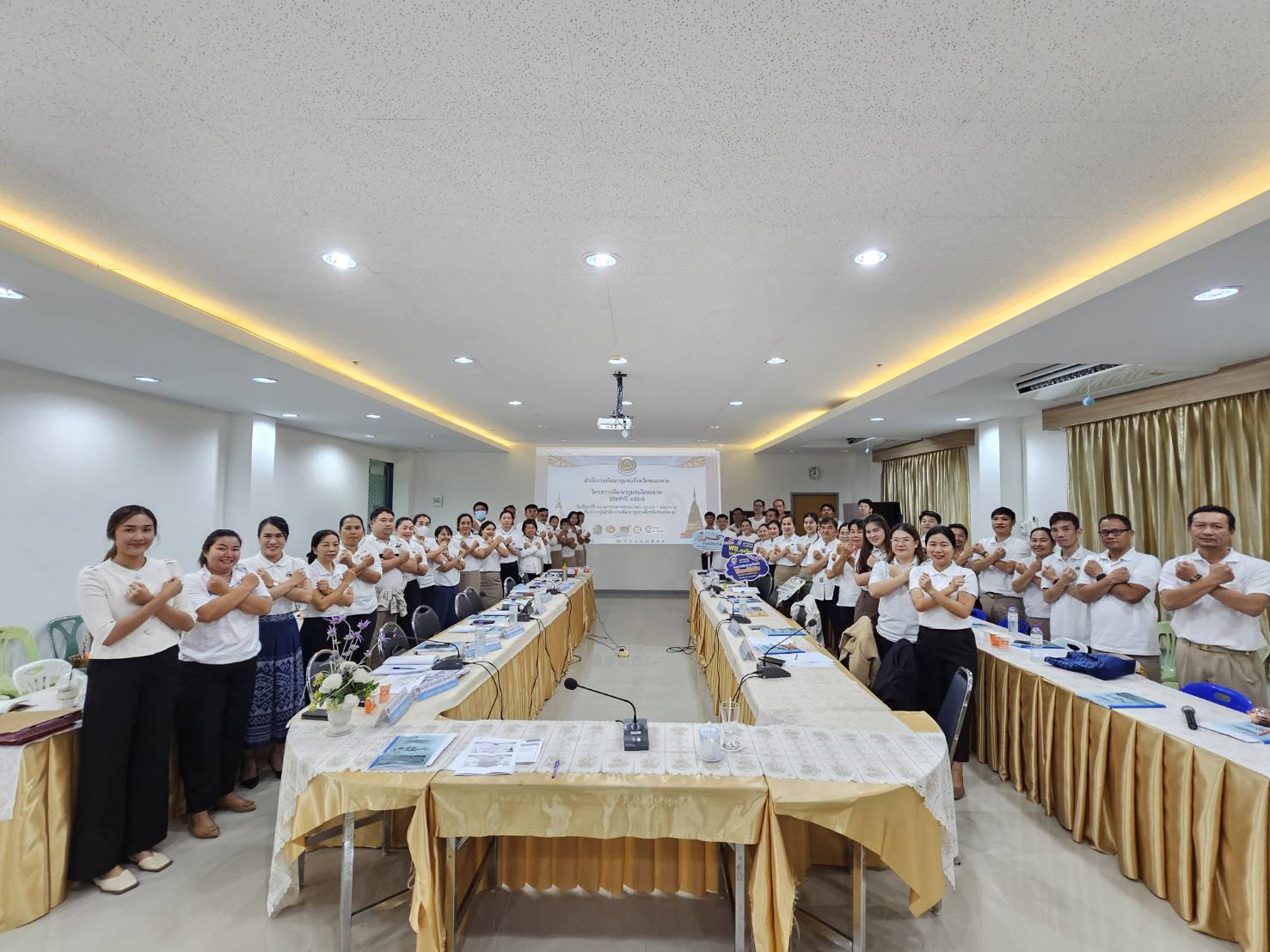 พช.หนองคาย Kick Off โครงการพัฒนาชุมชนใสสะอาด ประจำปีงบประมาณ พ.ศ. 2568 เพื่อส่งเสริมให้หน่วยงานมีการบริหารด้วยหลักคุณธรรม ความโปร่งใส และตรวจสอบได้