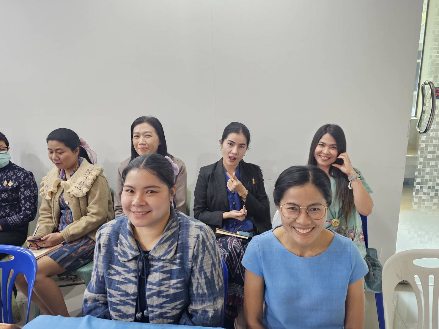 รองอธิบดี พช. (นายไพโรจน์ โสภาพร) ร่วมประชุมเครือข่ายโคก หนอง นา หนองคาย พร้อมพบปะให้กำลังใจเจ้าหน้าที่ พช.หนองคาย และเครือข่ายโคก หนอง นา