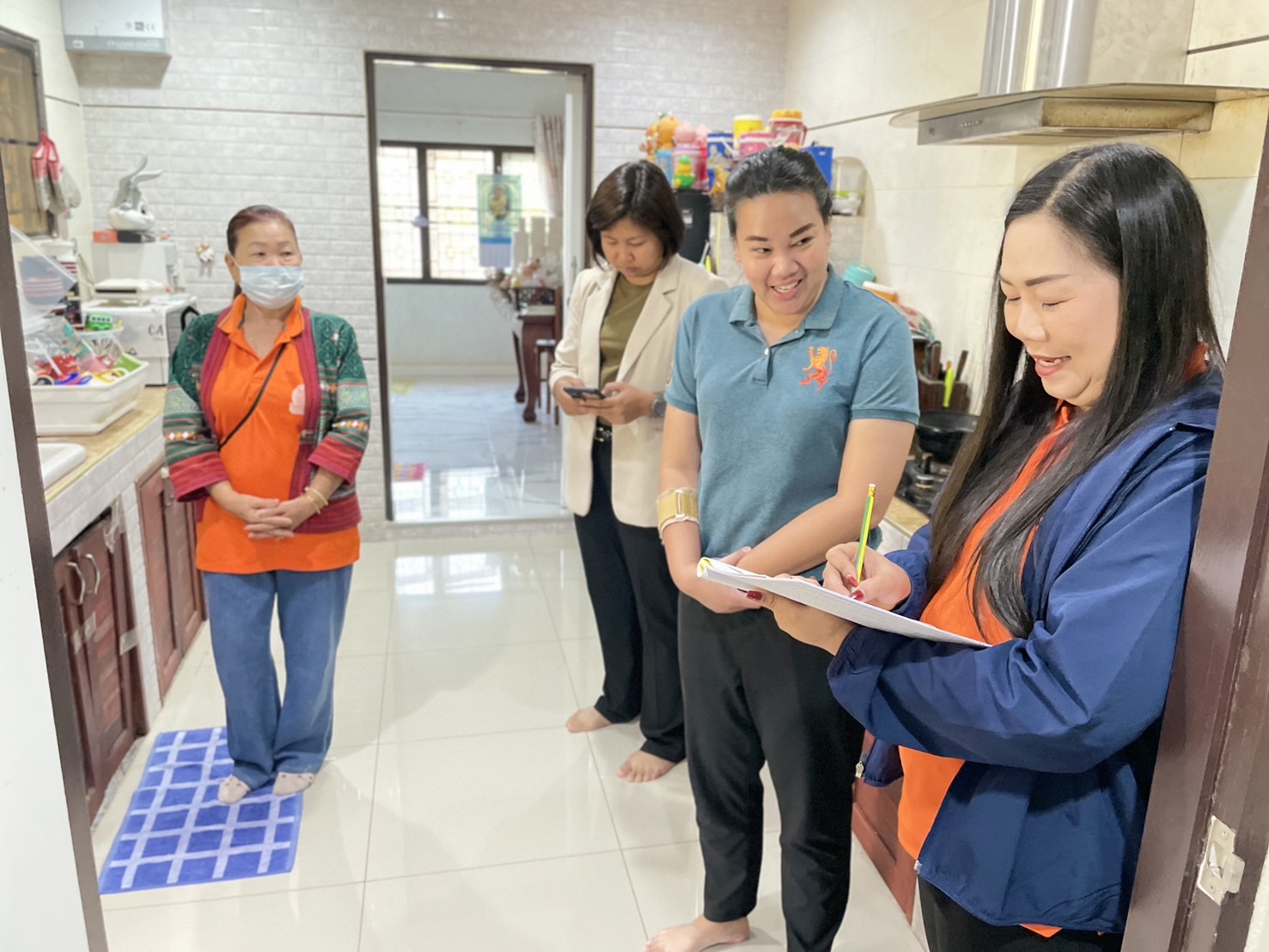 กองทุนฯ สตรี หนองคาย ลงพื้นที่ประเมินกลั่นกรองโครงการเงินทุนหมุนเวียน พื้นที่อำเภอเมืองหนองคาย