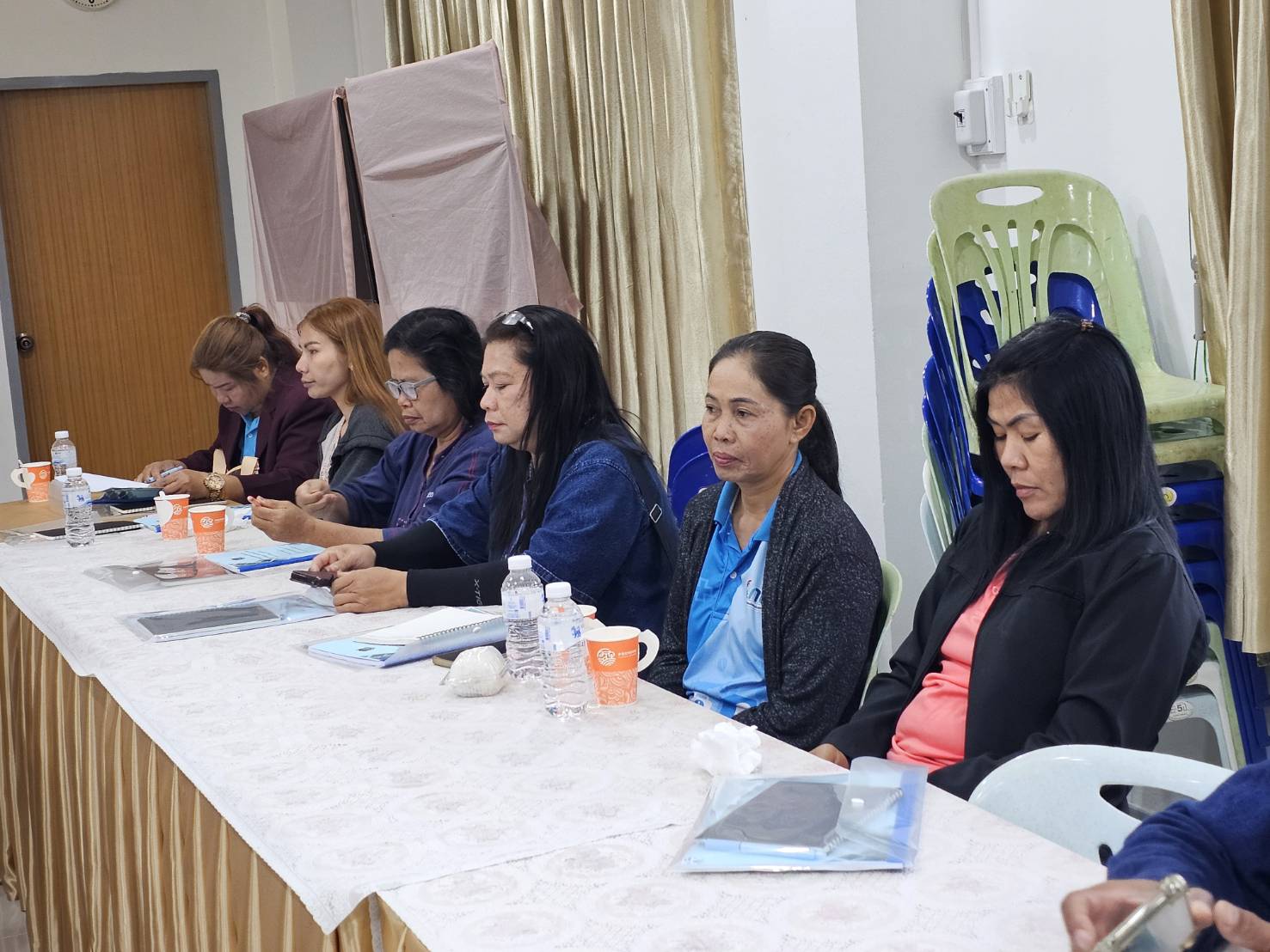 พช.หนองคาย เดินหน้าพัฒนาทักษะการเงิน สร้างวินัยการออม เพื่อพัฒนาชีวิตคน และส่งเสริมการใช้บริการแอป “Click ชุมชน”