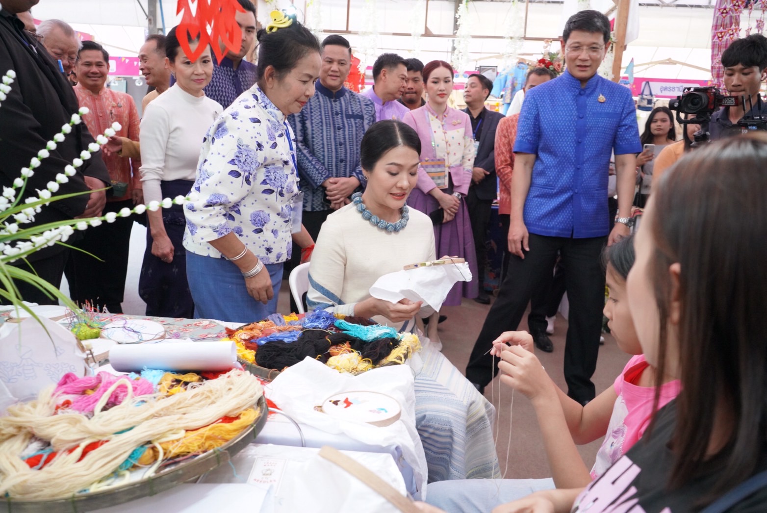 หนองคาย ร่วมพิธีเปิดงาน “OTOP ภูมิภาค 2568” จุดแรกที่ จ.อุดรธานี ดันสินค้าชุมชนสู่ตลาดใหญ่ ช้อปสนุก ถึง 12 ก.พ. นี้