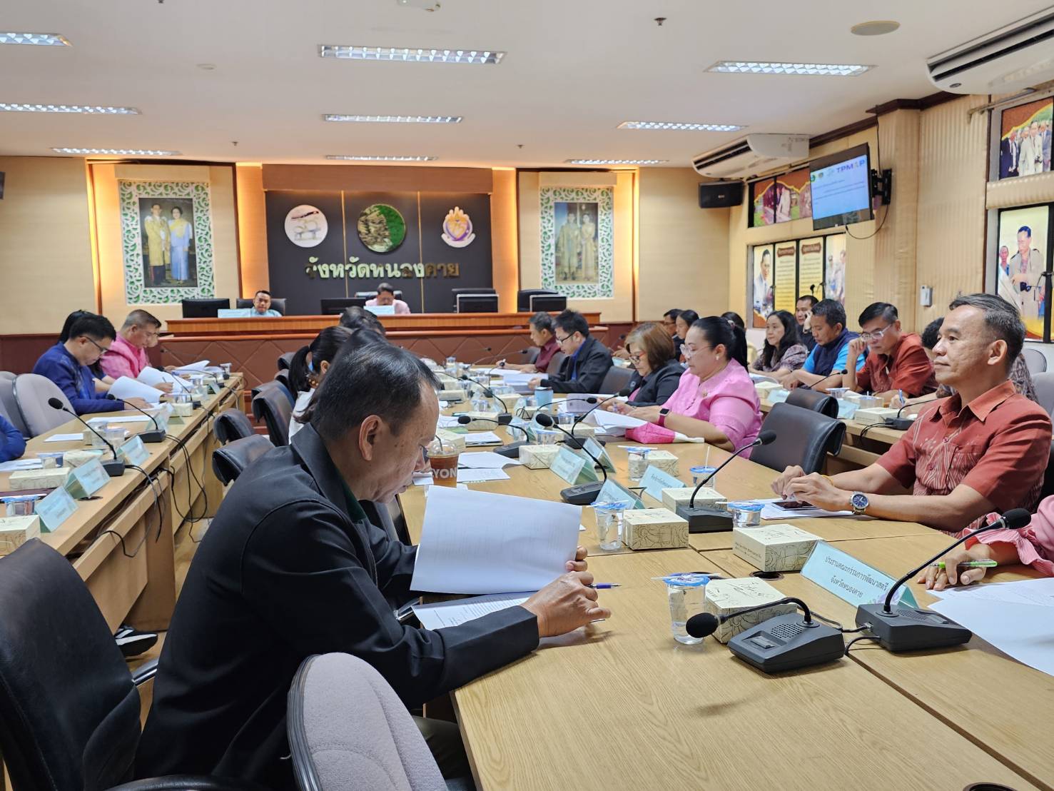 ศจพ.จ.หนองคาย ประชุมขับเคลื่อนแผนแก้จนและพัฒนาคนทุกช่วงวัยฯ ปี 2568 เดินหน้าขจัดความยากจน วางแนวทางพัฒนาคนทุกช่วงวัยอย่างยั่งยืน