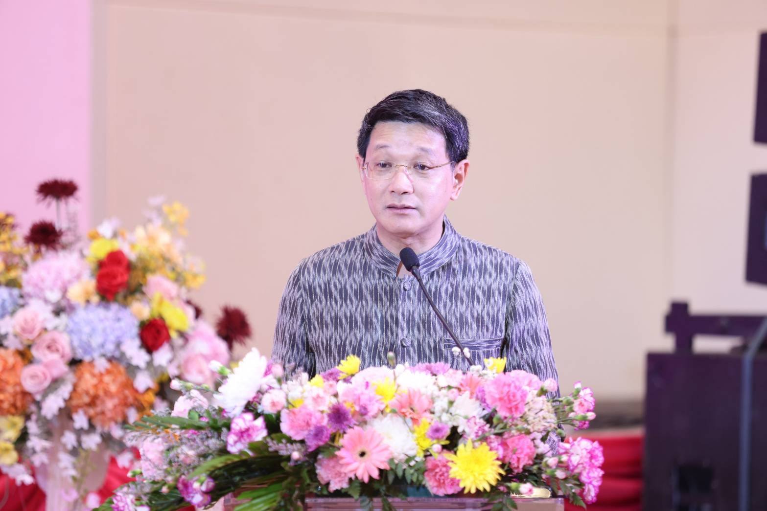 พช.หนองคาย นำทีมสตรี ร่วมเวทีร่วมคิด ร่วมสร้าง สานพลังสตรี 4 ภาค รุ่นที่ 1 จ.อุดรธานี เดินหน้าขับเคลื่อนกองทุนพัฒนาบทบาทสตรีสู่ความยั่งยืน