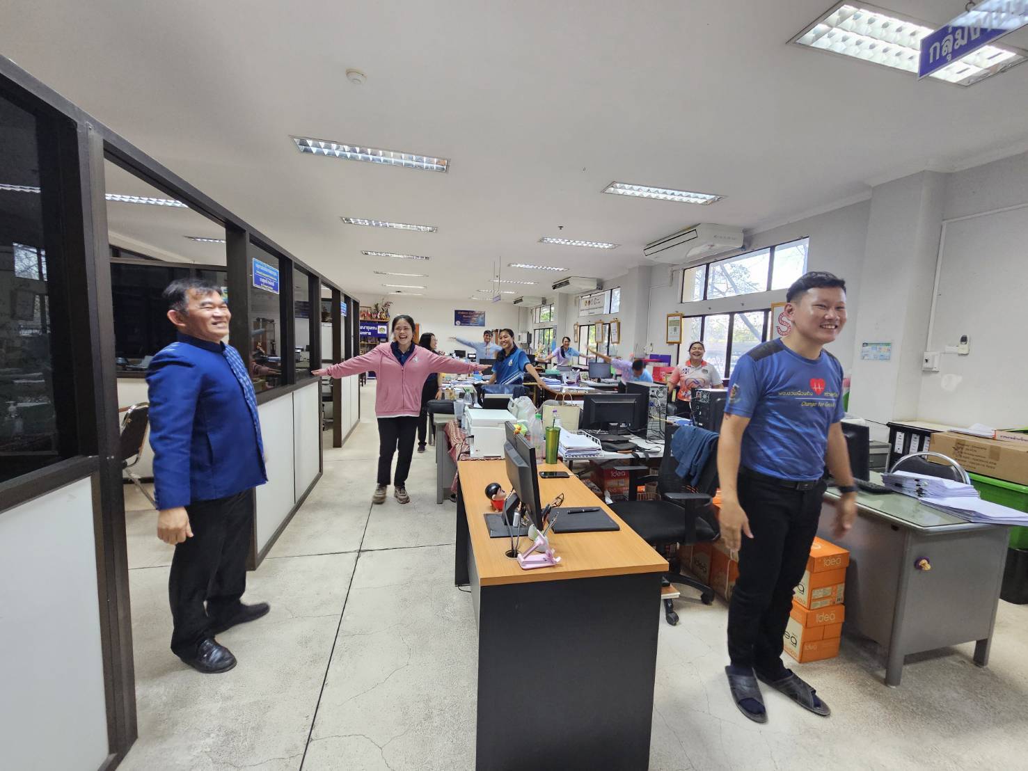 พช.หนองคาย “ออกแฮง ยามบ่าย คลายทุกข์” เพื่อสุขภาพแข็งแรง สำนักงานพัฒนาชุมชนจังหวัดหนองคายใสสะอาด