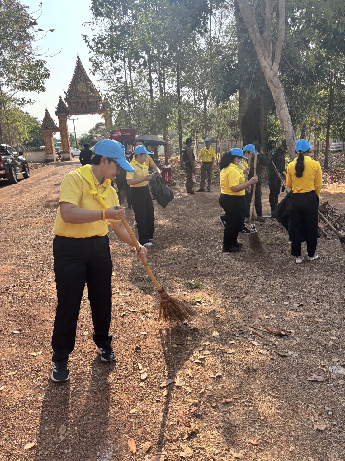 พช.หนองคาย ร่วมกิจกรรมจิตอาสาพัฒนาเนื่องในวันที่ระลึกพระบาทสมเด็จพระพุทธเลิศหล้านภาลัย ประจำปี 2568