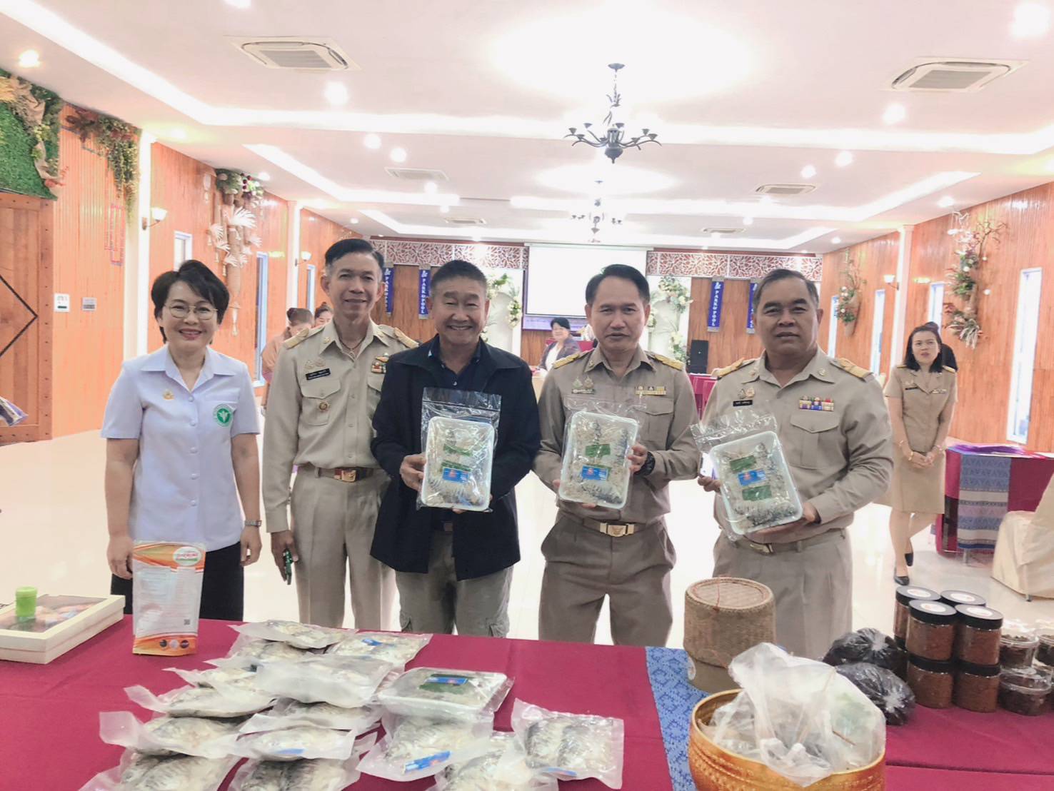 พช.หนองคาย ร่วมพิธีเปิดการฝึกอบรมเชิงปฏิบัติการ ภายใต้โครงการปั้นนักธุรกิจอุตสาหกรรมคู่ชุมชน (MIND STAR) ประจำปีงบประมาณ พ.ศ. 2568