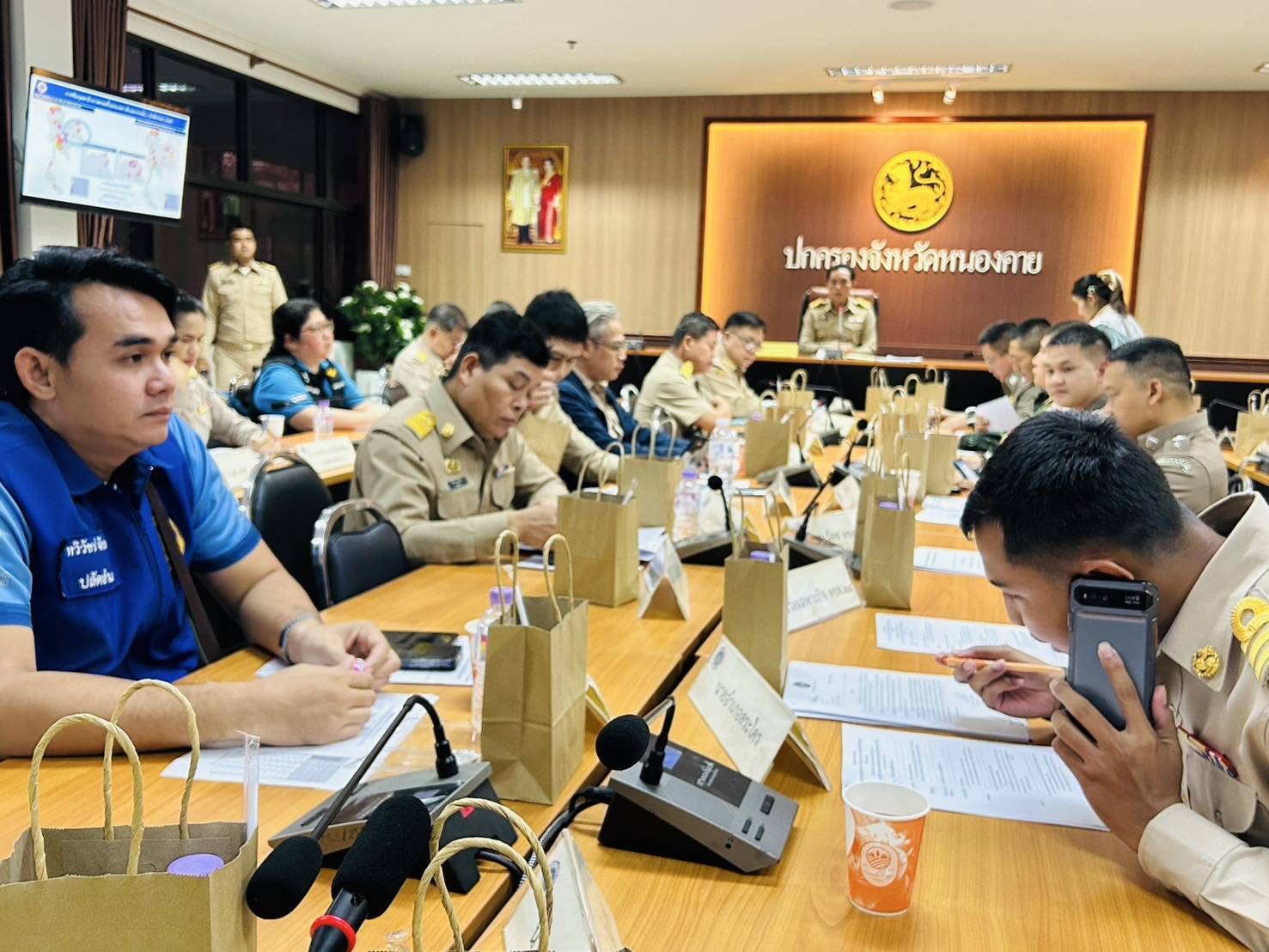 พช.หนองคาย ร่วมประชุมคณะกรรมการศูนย์อำนวยการป้องกันและปราบปรามยาเสพติดจังหวัดหนองคาย ครั้งที่ 3/2568