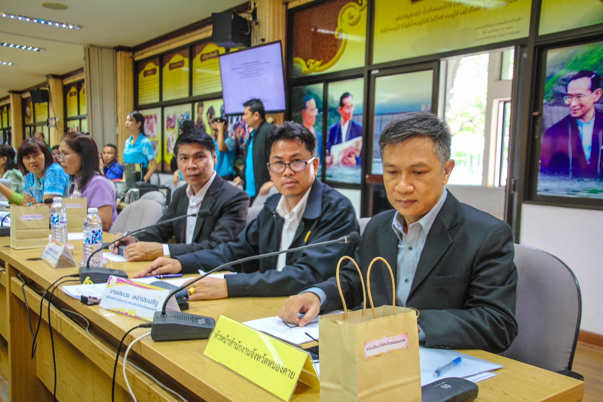 พช.หนองคาย ร่วมประชุมเตรียมความพร้อมรับเสด็จฯ สมเด็จพระกนิษฐาธิราชเจ้า กรมสมเด็จพระเทพรัตนราชสุดาฯ สยามบรมราชกุมารี เสด็จพระราชดำเนินทรงเปิด ห้องสมุดประชาชน “เฉลิมราชกุมารี” จังหวัดหนองคาย