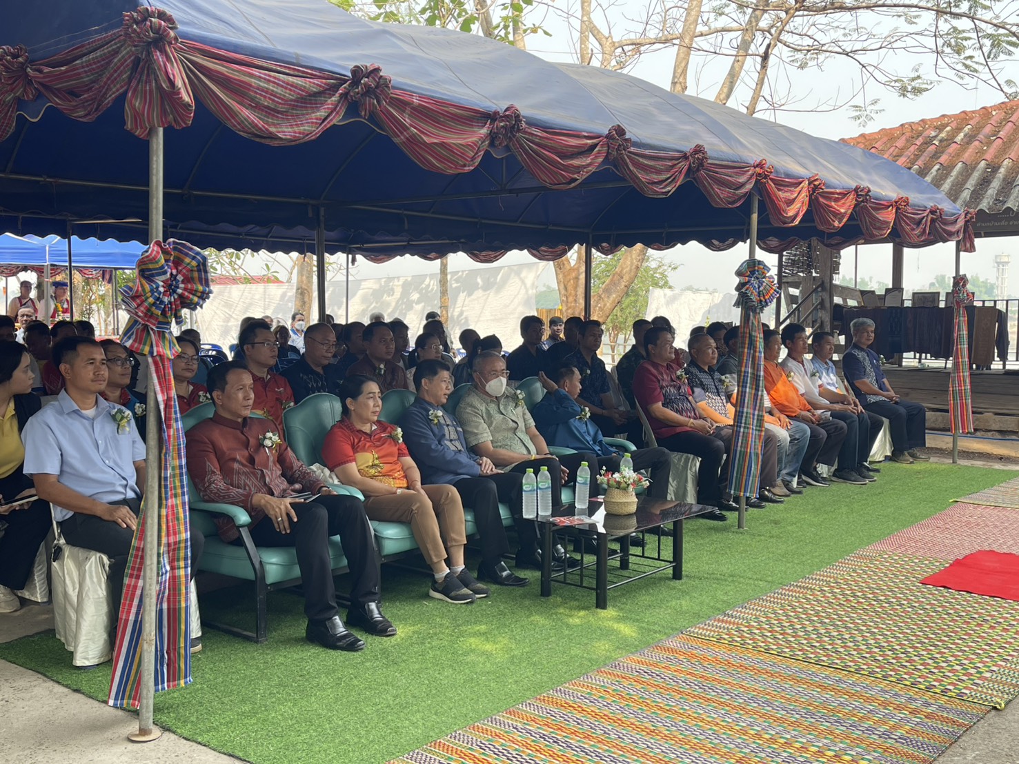 พช.หนองคาย ร่วมพิธีเปิดหมู่บ้านเพื่อการท่องเที่ยว กิจกรรมส่งเสริมการเรียนรู้ที่นักท่องเที่ยวลงมือปฏิบัติ (D-HOPE) บ้านหมากก่อง ต.บ้านเดื่อ อ.เมืองหนองคาย