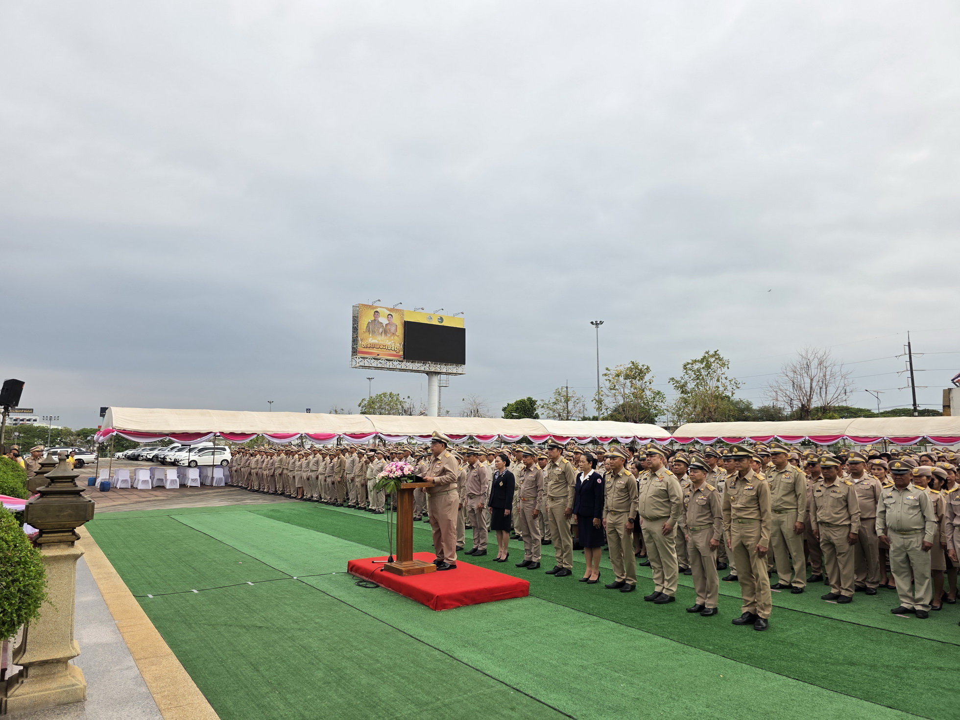พช.หนองคาย ร่วมพิธีถวายราชสักการะพระบาทสมเด็จพระจุลจอมเกล้าเจ้าอยู่หัว รัชกาลที่ 5 เนื่องใน “วันท้องถิ่นไทย” ประจำปี 2568