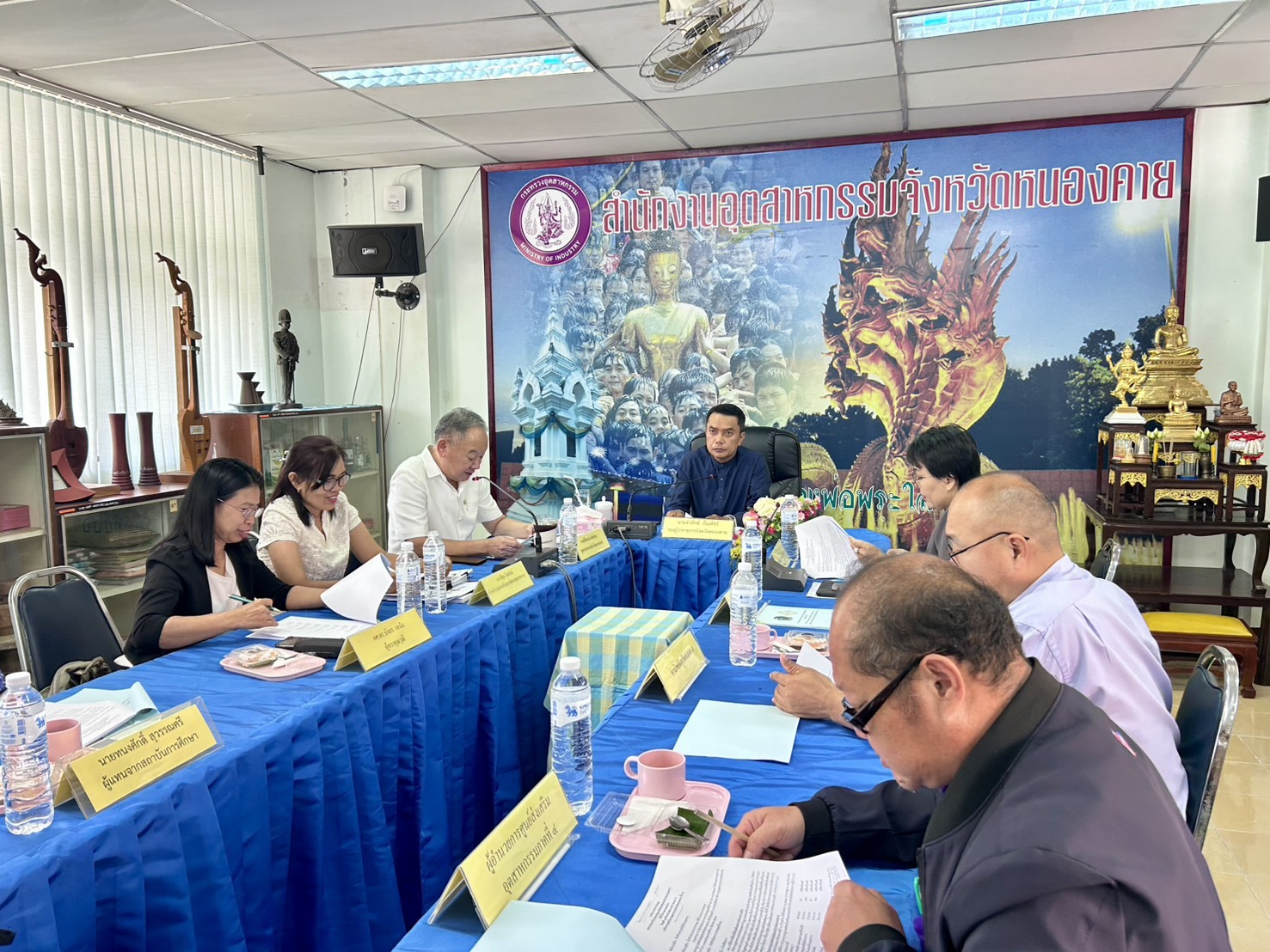 พช.หนองคาย ร่วมประชุมคณะกรรมการรับรองมาตรฐานผลิตภัณฑ์ชุมชน จังหวัดหนองคาย ครั้งที่ นค 27-1/2568