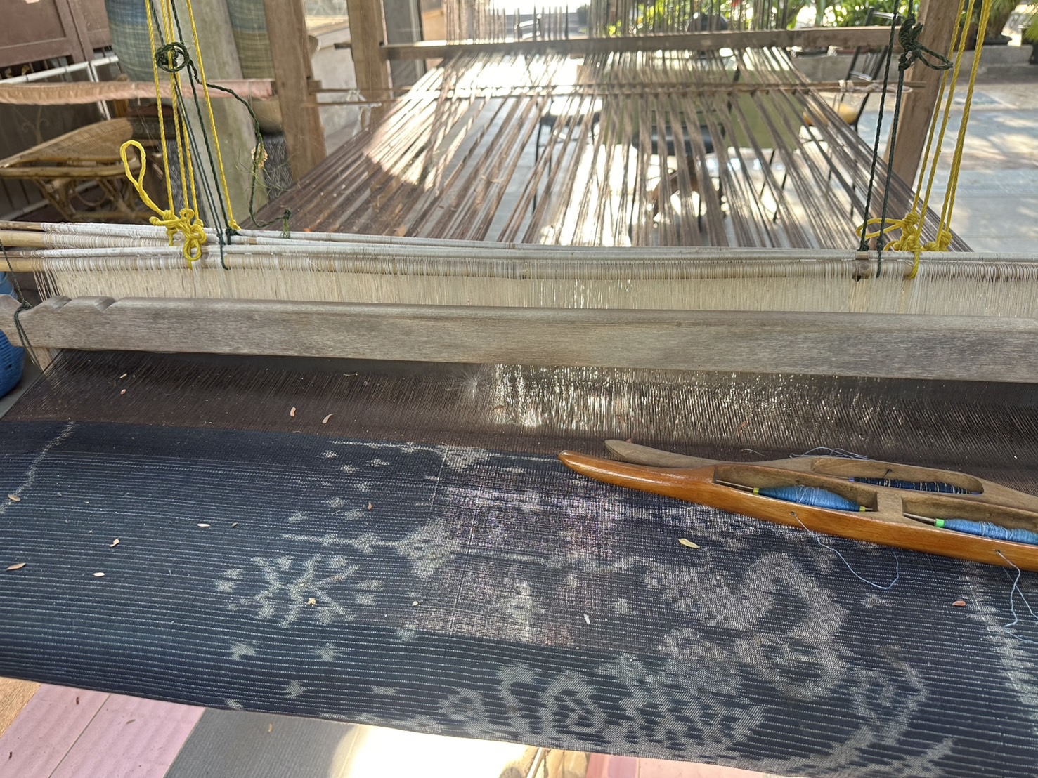 พช.หนองคาย เยี่ยมชมแหล่งเรียนรู้ภูมิปัญญาผ้าทอ @ Nisachol ISAN Indigo