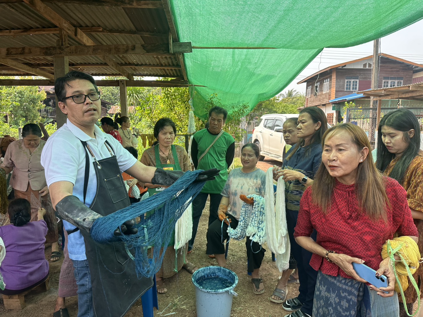 พช.หนองคาย เดินหน้าอย่างต่อเนื่องขับเคลื่อนโครงการสืบสานภูมิปัญญา พัฒนาเศรษฐกิจฐานรากสู่ความยั่งยืน กิจกรรมที่ 1 สืบสานภูมิปัญญาผ้าพื้นถิ่น “พญานาคา” สู่ความยั่งยืน