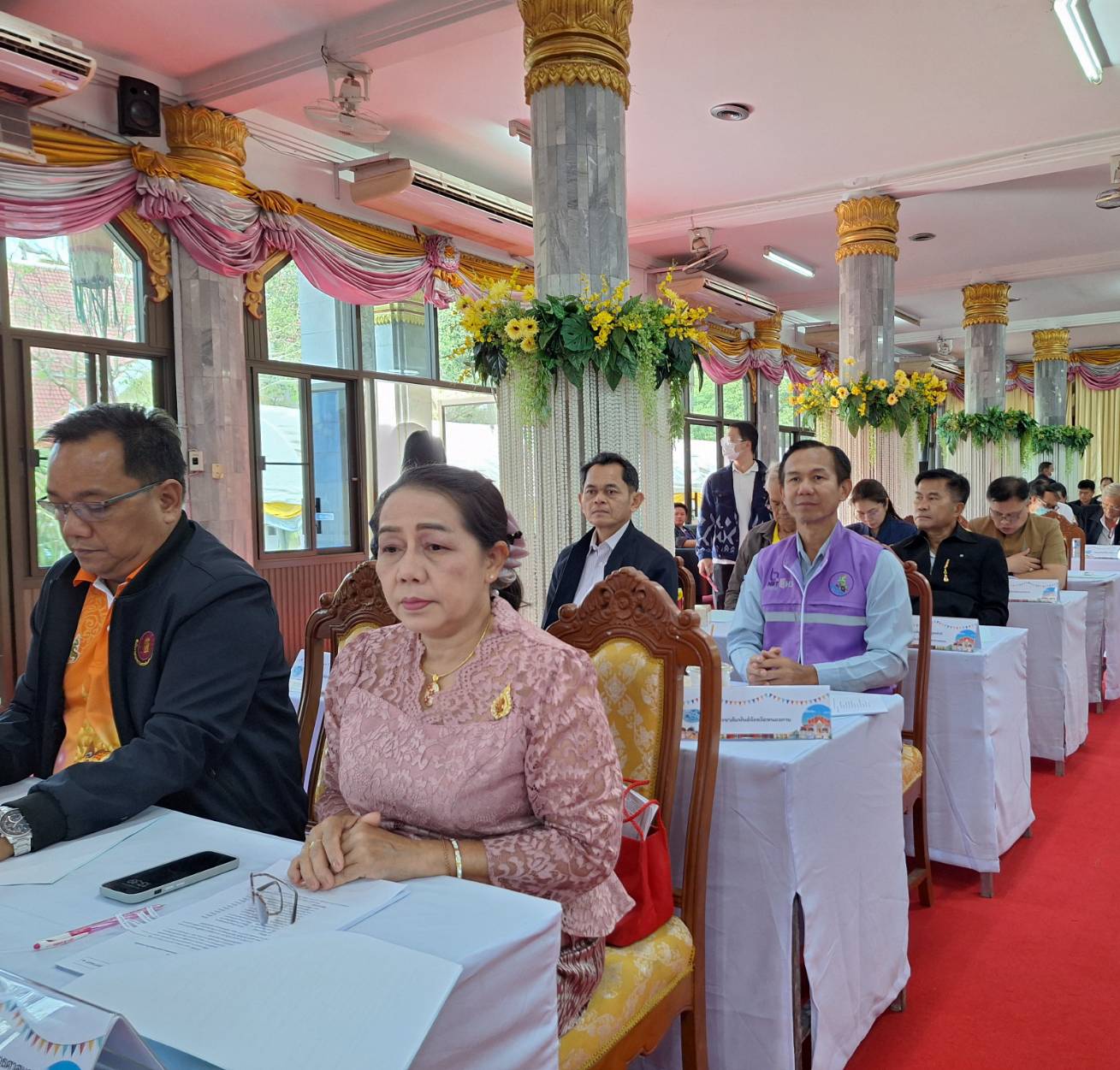 พช.หนองคาย ร่วมประชุมคณะกรรมการจัดงานเทศกาลมหาสงกรานต์อีสานหนองคาย และสมโภชสรงน้ำหลวงพ่อพระใส ประจำปี 2568
