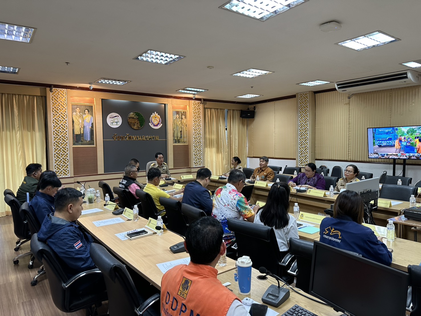 พช.หนองคาย ร่วมการประชุมกองบัญชาการป้องกันและบรรเทาสาธารณภัยแห่งชาติ (บกปภ.ช.) เพื่อติดตามสถานการณ์และเตรียมการแก้ไขปัญหาภัยแล้ง ปี 2568