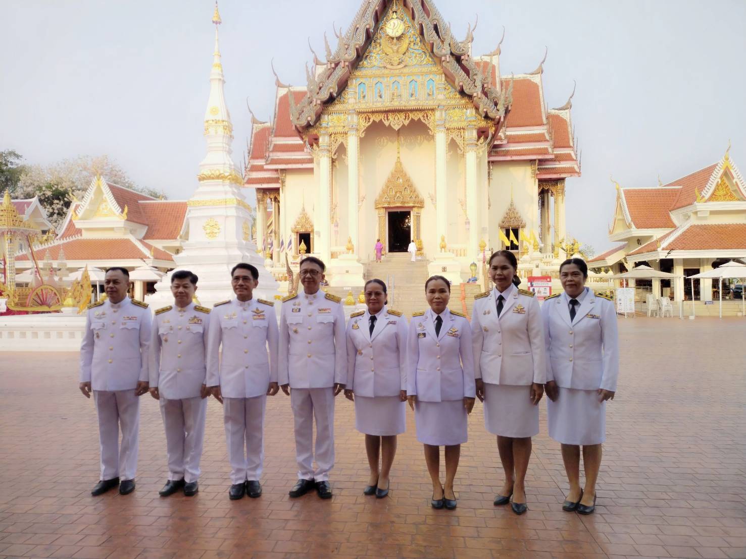 พช.หนองคาย ร่วมพิธีทำบุญตักบาตรถวายพระราชกุศล เนื่องในโอกาสวันคล้ายวันพระราชสมภพ สมเด็จพระกนิษฐาธิราชเจ้า กรมสมเด็จพระเทพรัตนราชสุดาฯ สยามบรมราชกุมารี