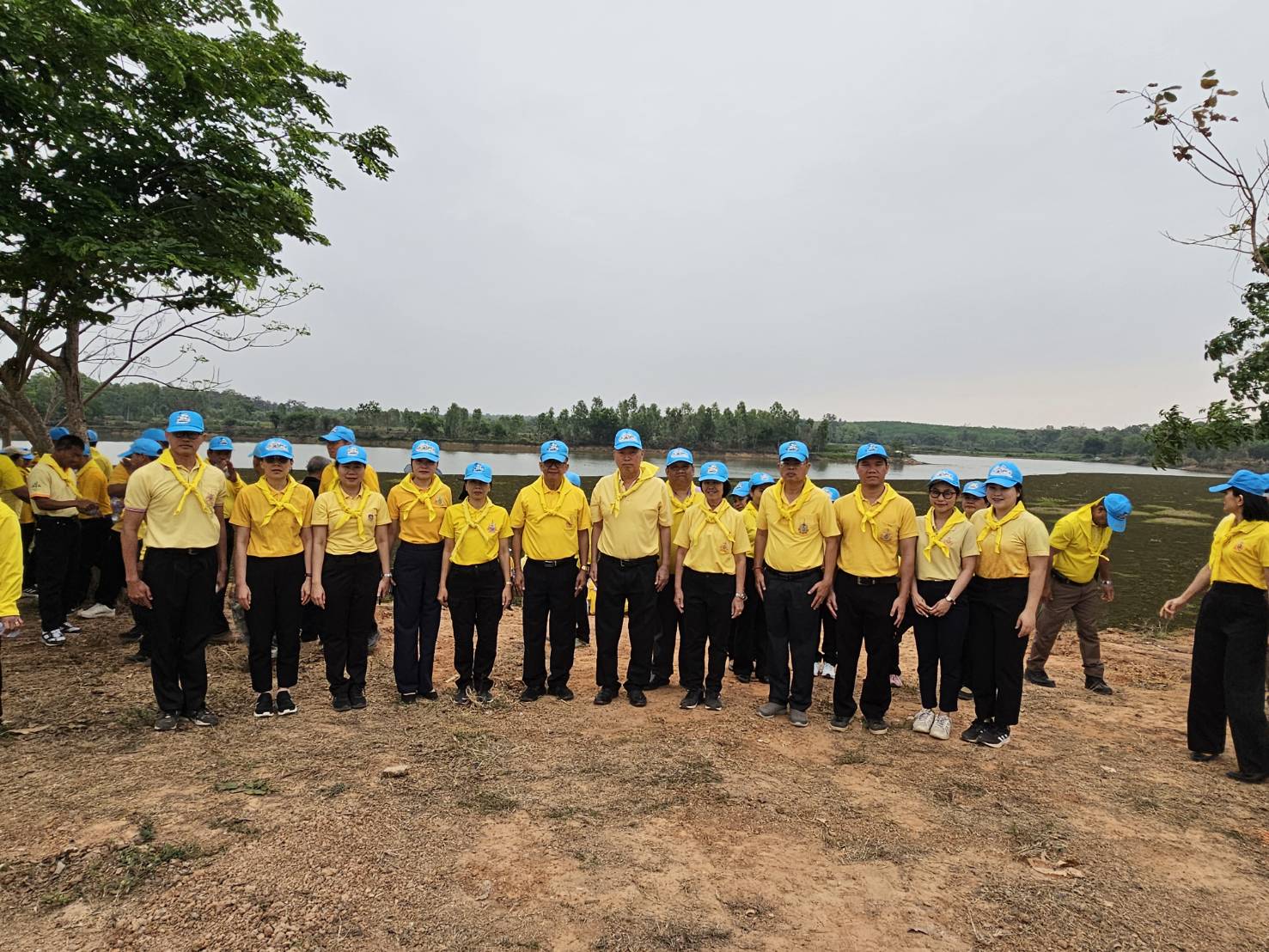 พช.หนองคาย ร่วมกิจกรรมจิตอาสาพัฒนา เนื่องในวันพระบาทสมเด็จพระพุทธยอดฟ้าจุฬาโลกมหาราช และวันที่ระลึกมหาจักรีบรมราชวงศ์ ประจำปีพุทธศักราช 2568