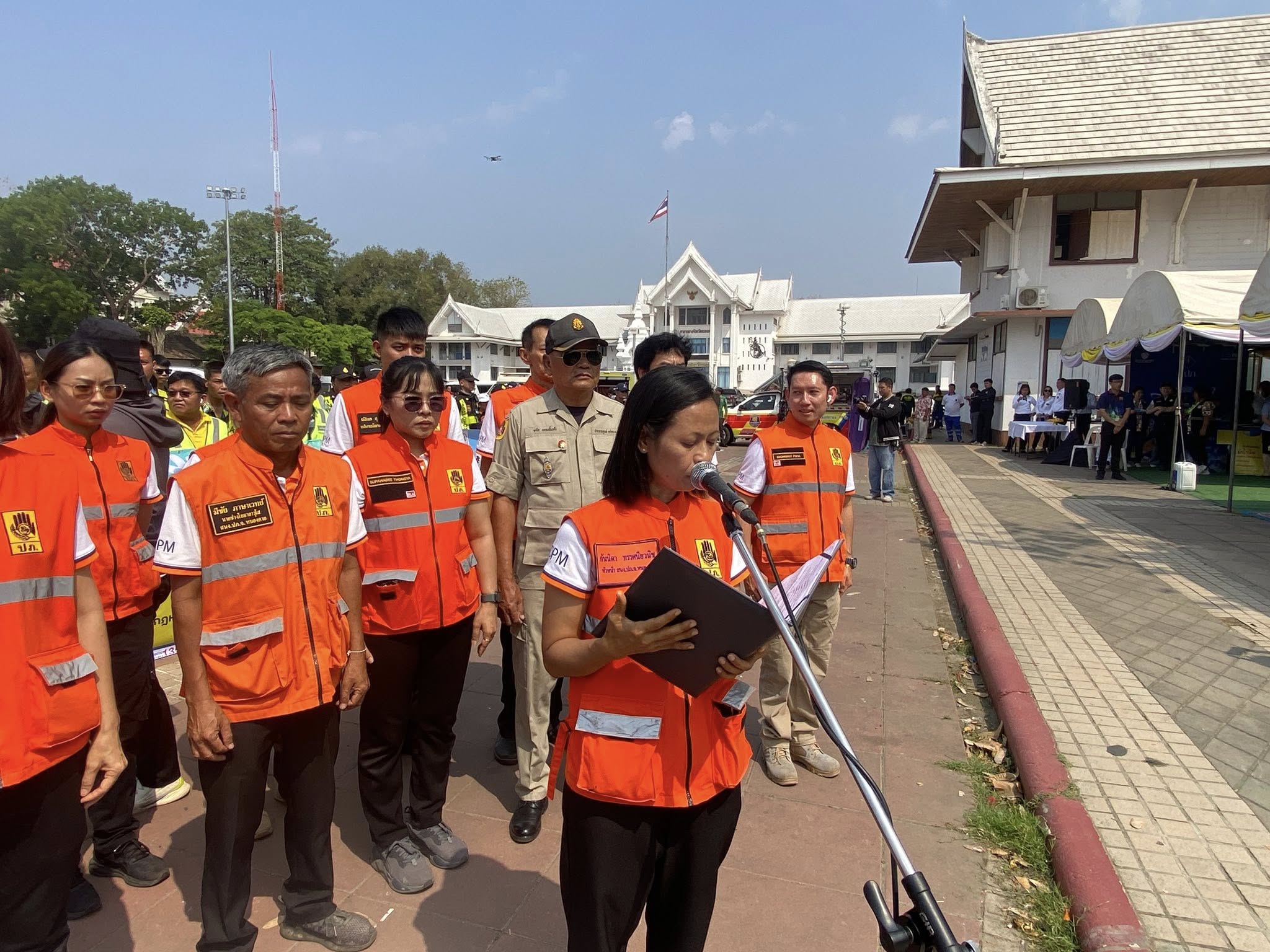 พช.หนองคาย ร่วมพิธีเปิดศูนย์ปฏิบัติการป้องกันและลดอุบัติเหตุทางถนน ช่วงเทศกาลสงกรานต์ ประจำปี พ.ศ. 2568