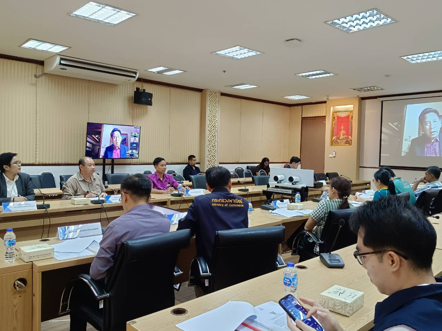 พช.หนองคาย ร่วมการประชุมคณะทำงานขับเคลื่อนศูนย์พาณิชย์อิเล็กทรอนิกส์ข้ามพรมแดนของจังหวัดหนองคาย ครั้งที่ 1/ 2568