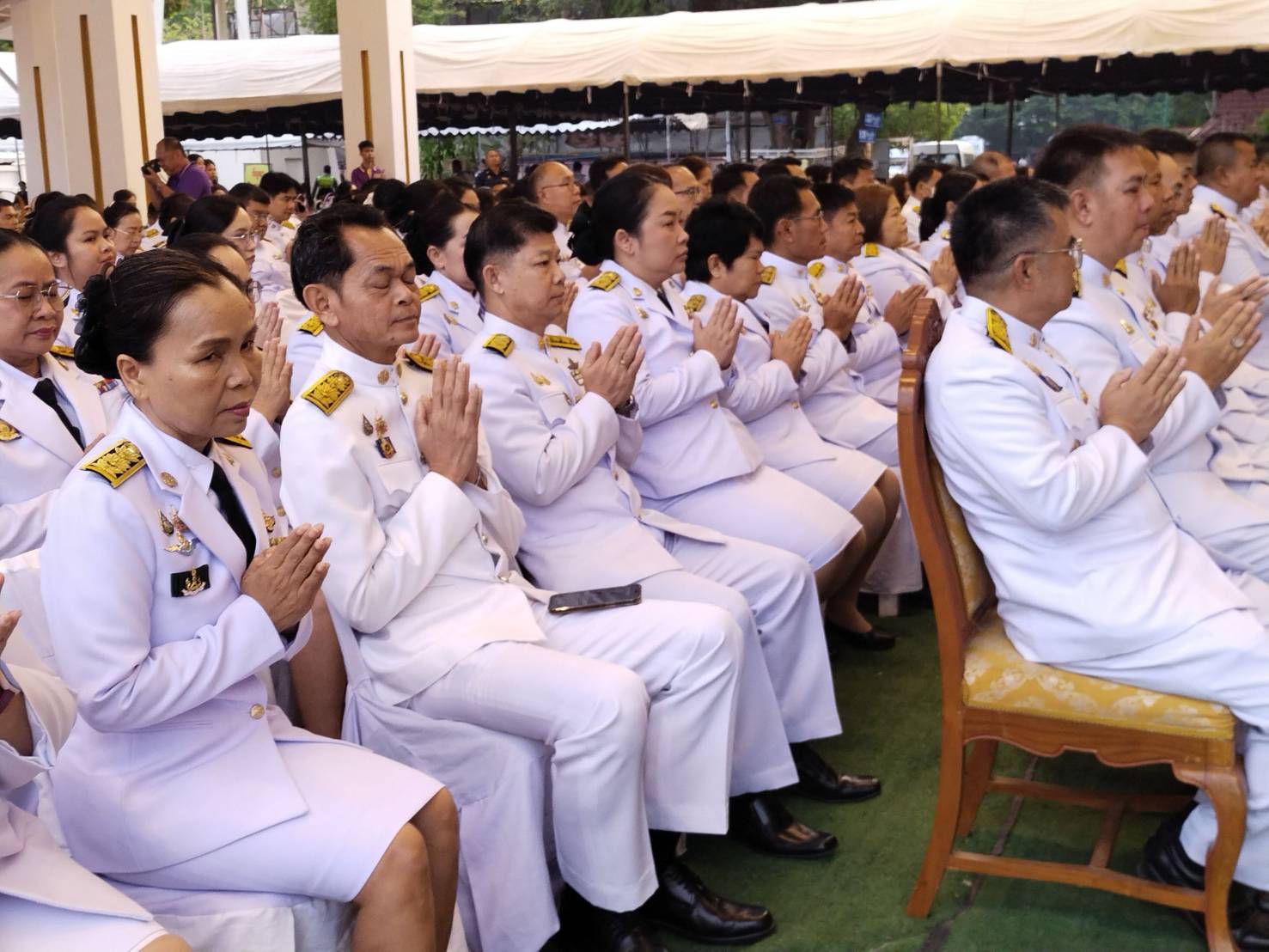 พช.หนองคาย ร่วมพิธีทำบุญตักบาตรถวายพระราชกุศล เนื่องในโอกาสวันคล้ายวันพระราชสมภพ สมเด็จพระกนิษฐาธิราชเจ้า กรมสมเด็จพระเทพรัตนราชสุดาฯ สยามบรมราชกุมารี