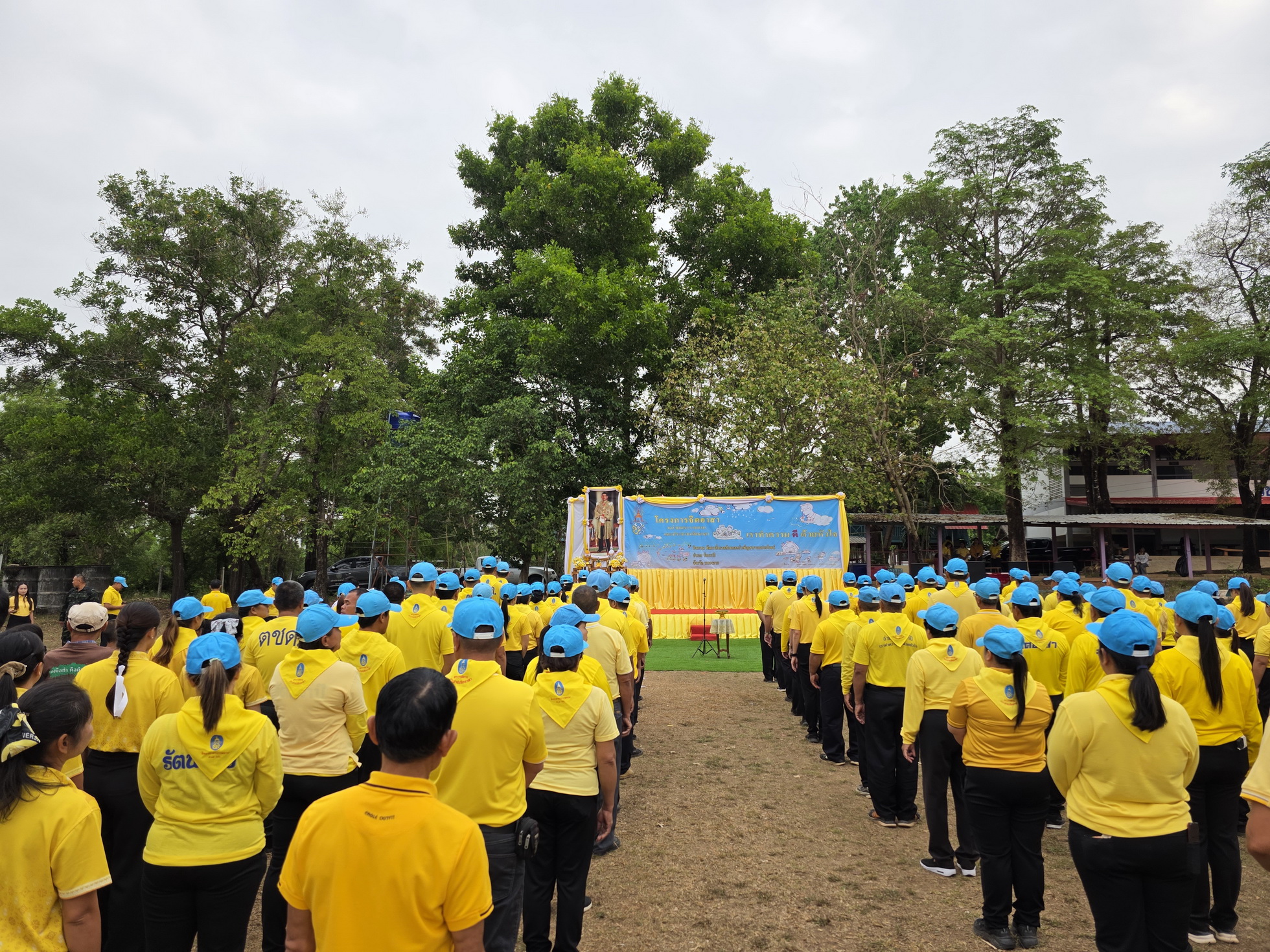 พช.หนองคาย ร่วมกิจกรรมจิตอาสาพัฒนา เพื่อถวายเป็นพระราชกุศล เนื่องในวันคล้ายวันพระราชสมภพ สมเด็จพระกนิษฐาธิราชเจ้า กรมสมเด็จพระเทพรัตนราชสุดาฯ สยามบรมราชกุมารี และวันอนุรักษ์มรดกไทย