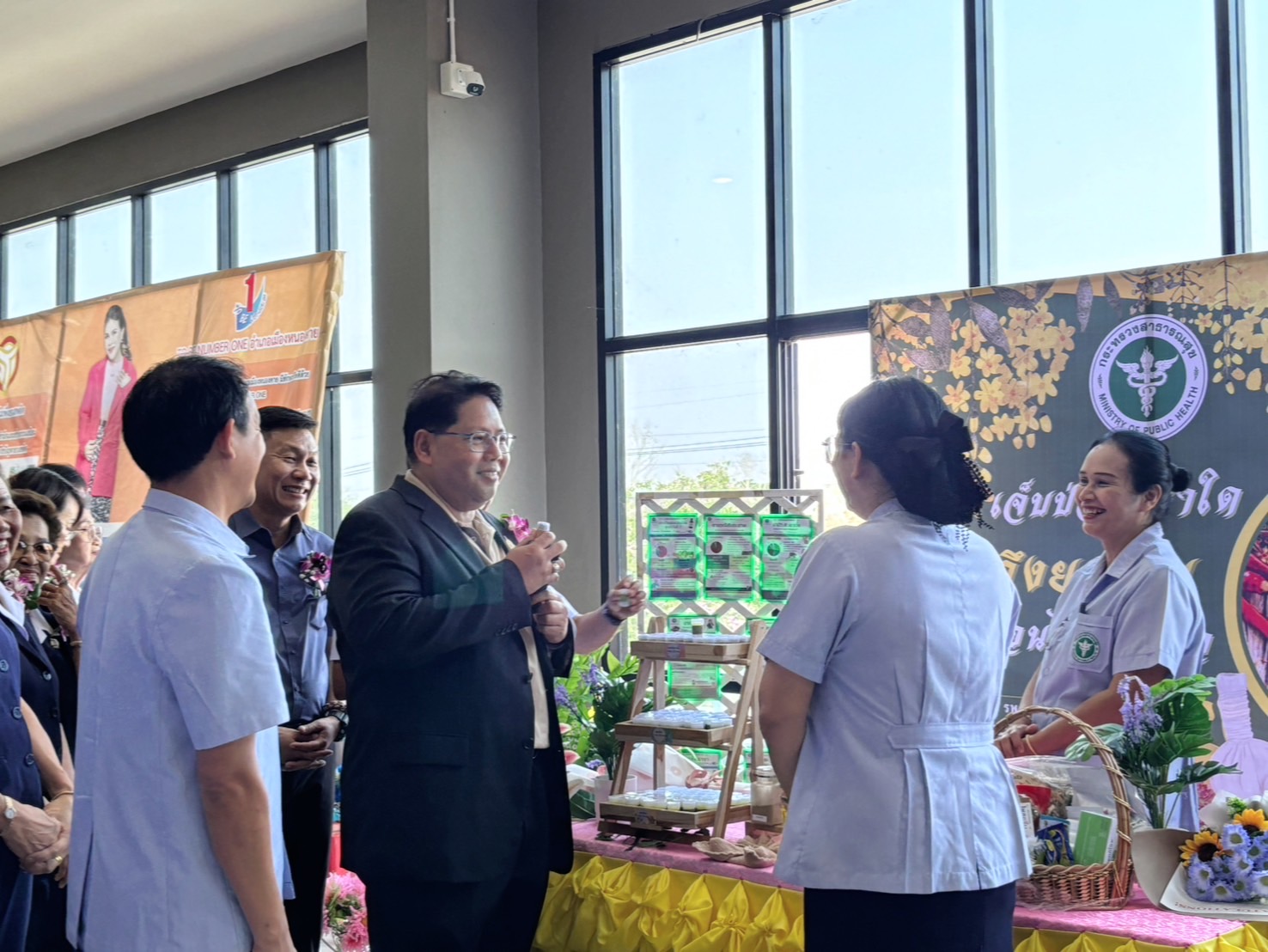 พช.หนองคาย ร่วมพิธีเปิดงานวันอาสาสมัครสาธารณสุขแห่งชาติ จังหวัดหนองคาย ประจำปี 2568