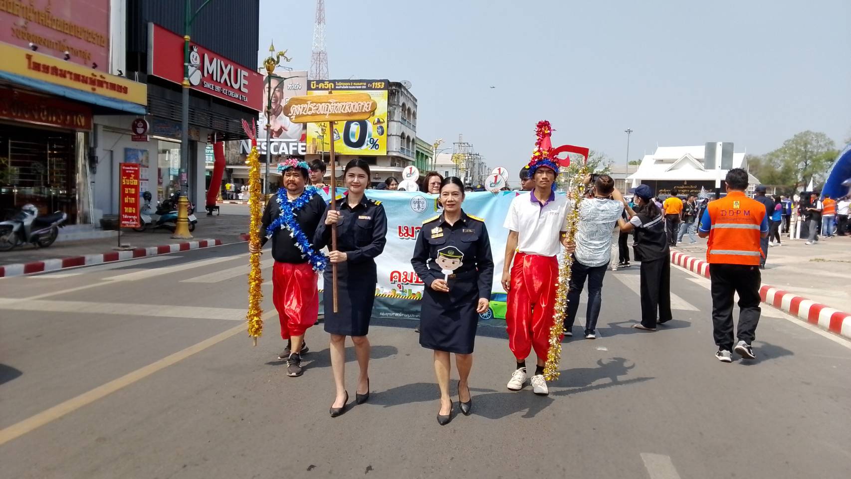 พช.หนองคาย ร่วมพิธีเปิดศูนย์ปฏิบัติการป้องกันและลดอุบัติเหตุทางถนน ช่วงเทศกาลสงกรานต์ ประจำปี พ.ศ. 2568