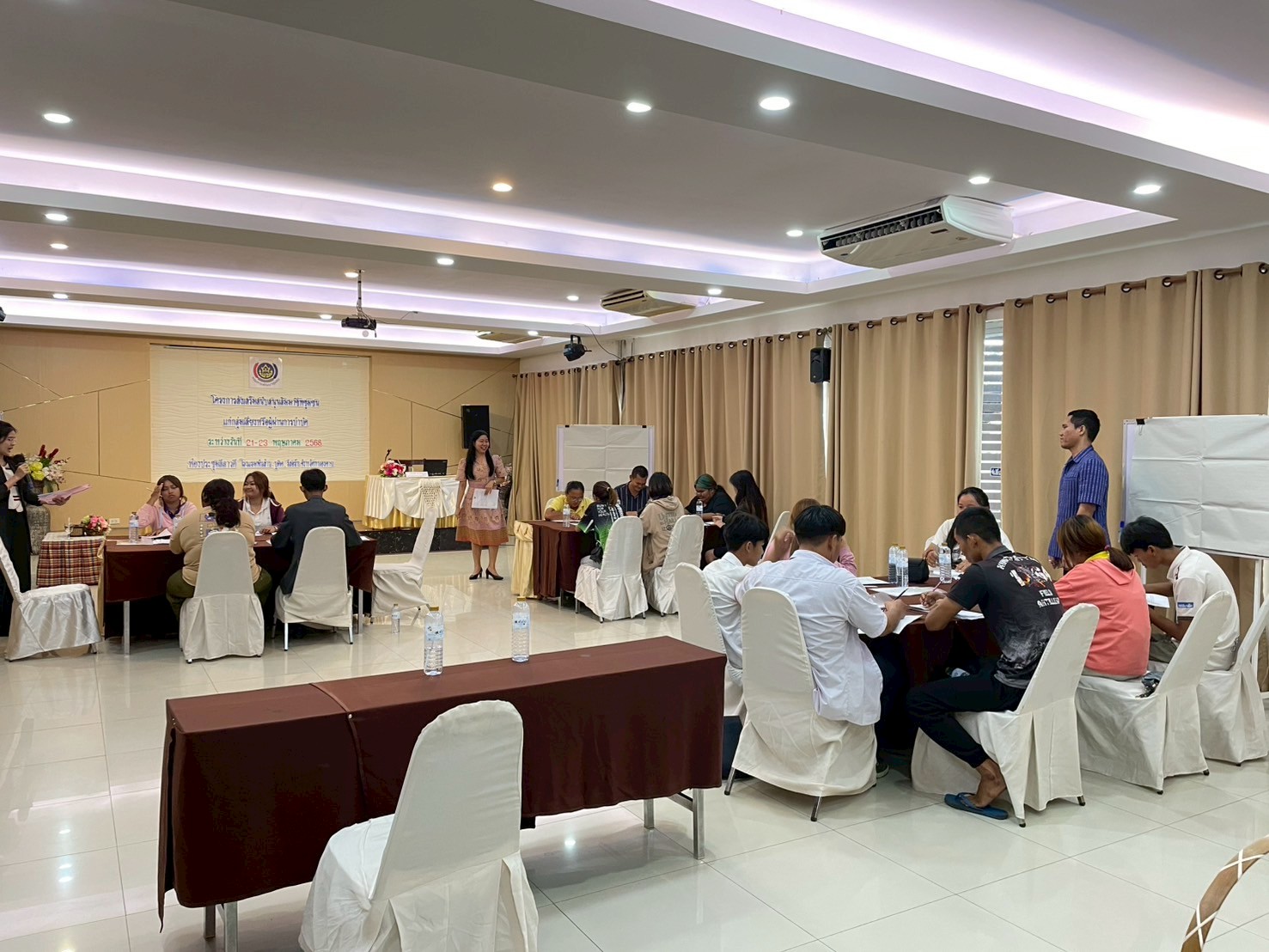 พช.หนองคาย เดินหน้าเสริมพลังเยาวชนกลุ่มเสี่ยง สร้างสัมมาชีพ ห่างไกลยาเสพติด