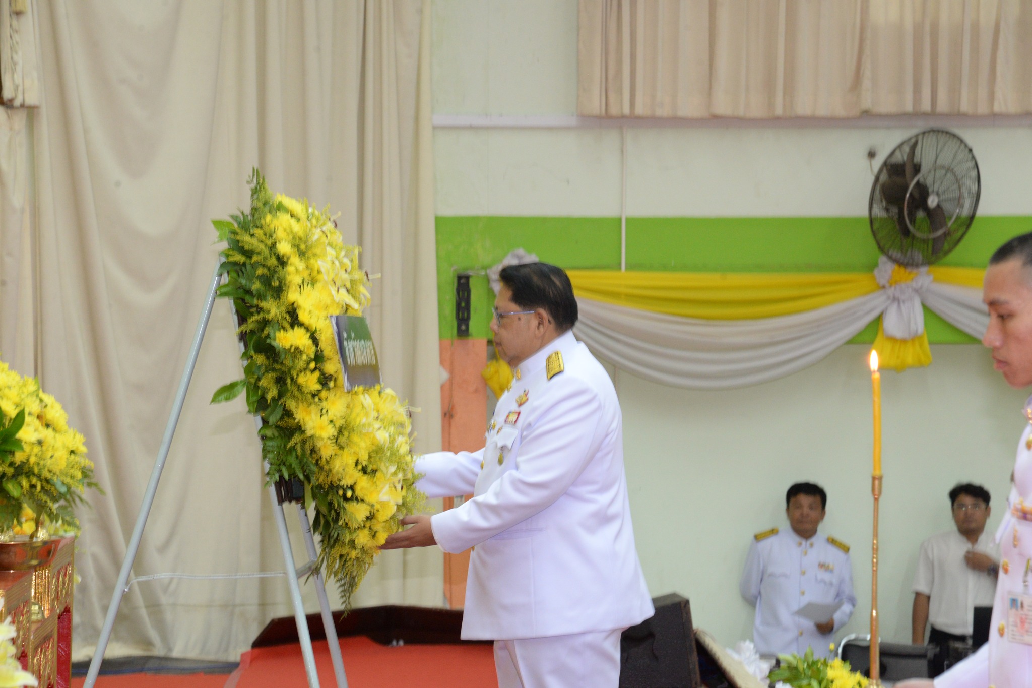 พช.หนองคาย ร่วมพิธีวางพวงมาลาและถวายราชสดุดีเนื่องในวันที่ระลึก “พระบาทสมเด็จพระปกเกล้าเจ้าอยู่หัว” ประจำปีพุทธศักราช 2568
