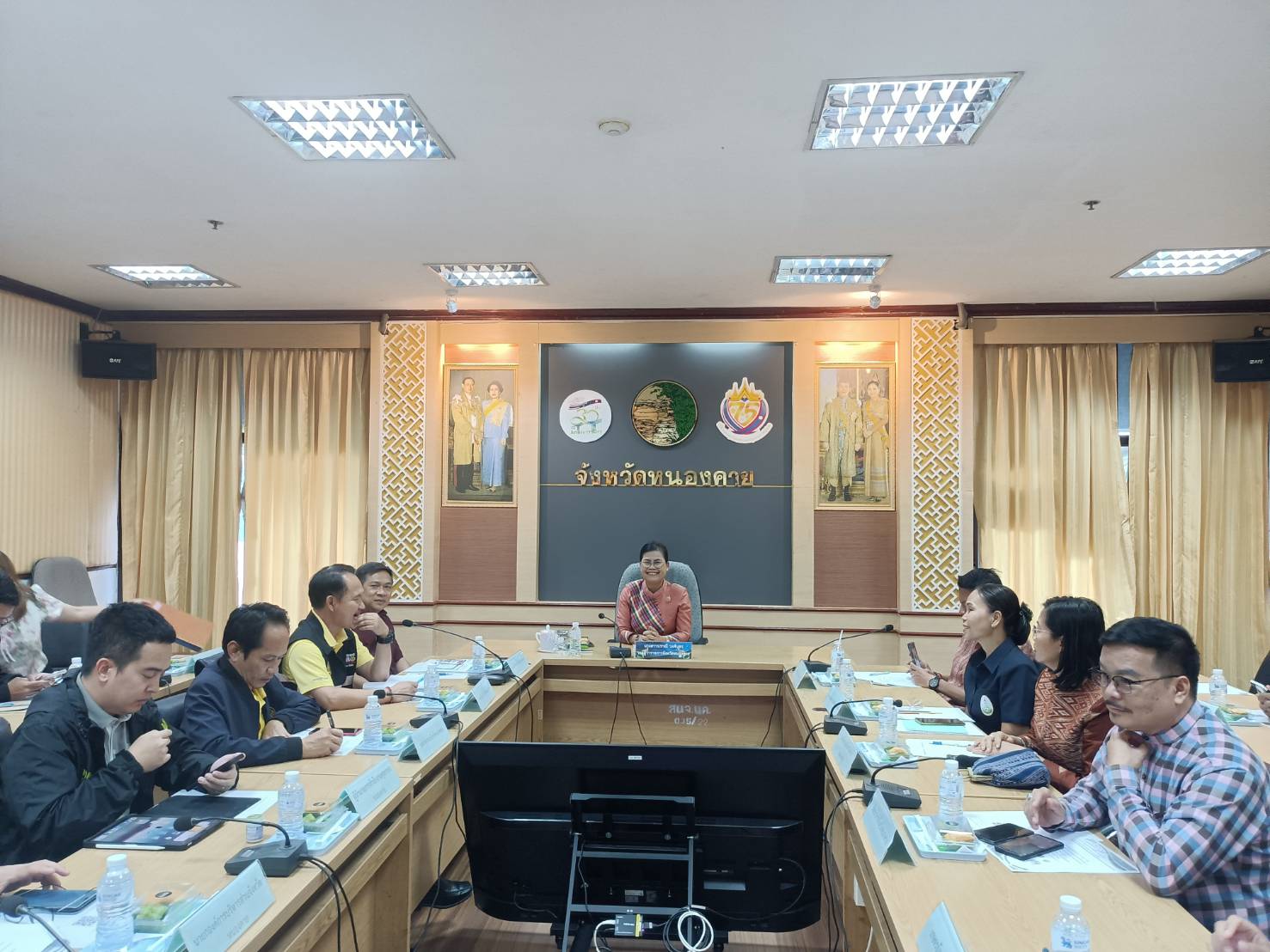 พช.หนองคาย ร่วมการประชุมคณะกรรมการร่วมภาครัฐและเอกชนเพื่อแก้ไขปัญหาทางเศรษฐกิจ กลุ่มจังหวัดภาคตะวันออกเฉียงเหนือตอนบน 1 (กรอ.กลุ่มจังหวัดฯ) ครั้งที่ 4/2568