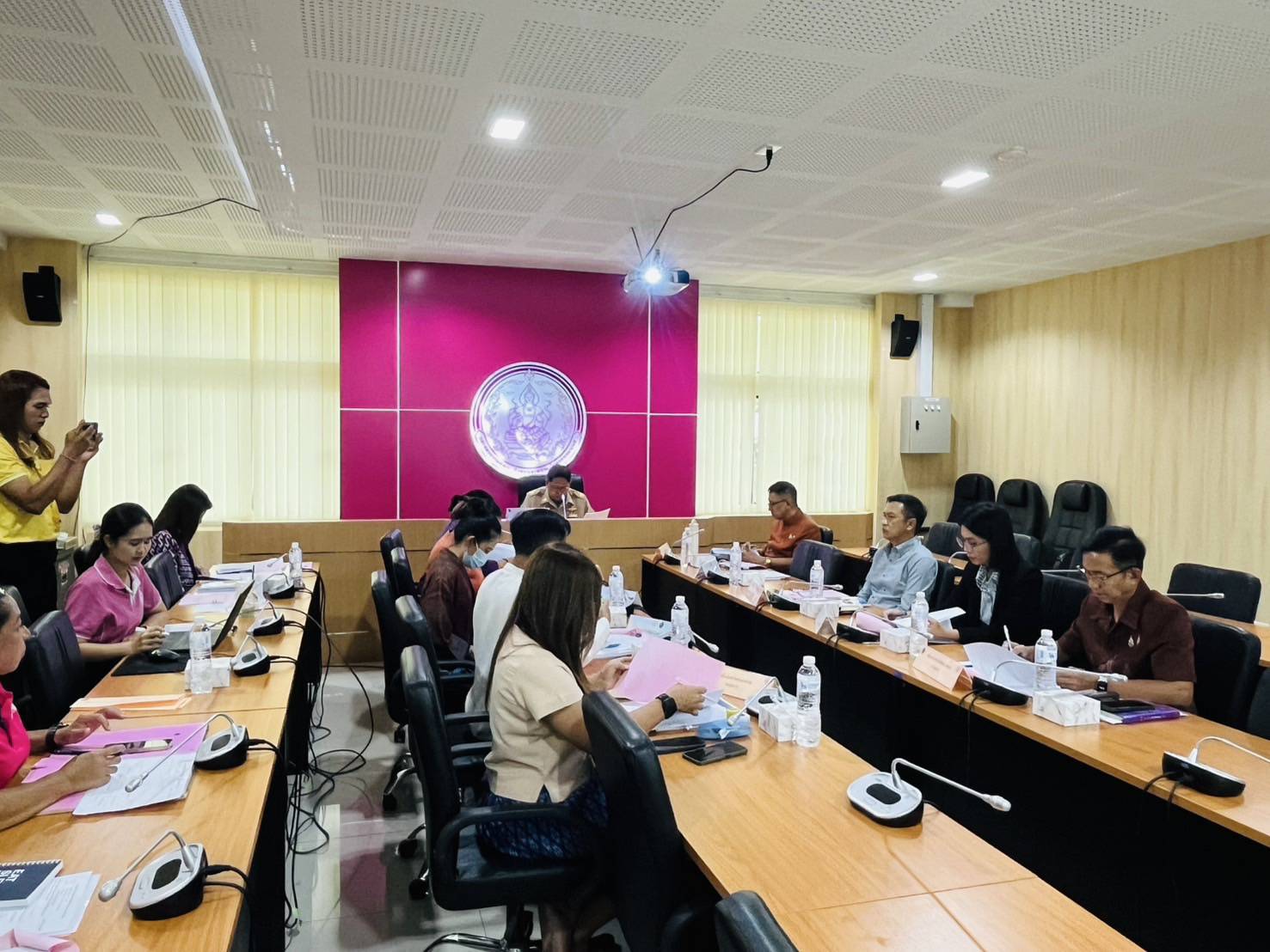 พช.หนองคาย ร่วมประชุมคณะกรรมการคัดเลือกสตรีไทยดีเด่นประจำจังหวัดหนองคาย ประจำปี 2568 ครั้งที่ 1/ 2568