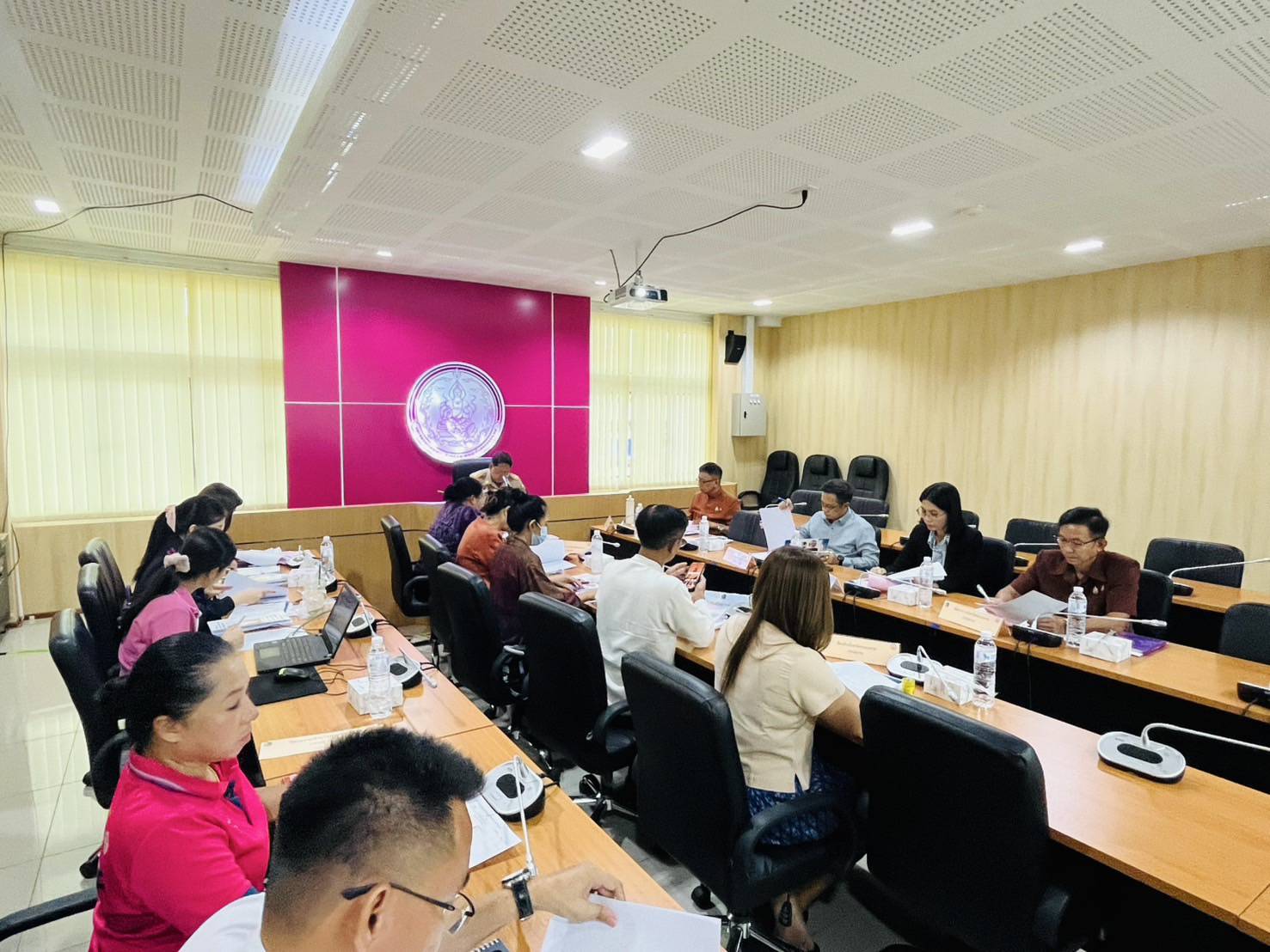 พช.หนองคาย ร่วมประชุมคณะกรรมการคัดเลือกสตรีไทยดีเด่นประจำจังหวัดหนองคาย ประจำปี 2568 ครั้งที่ 1/ 2568